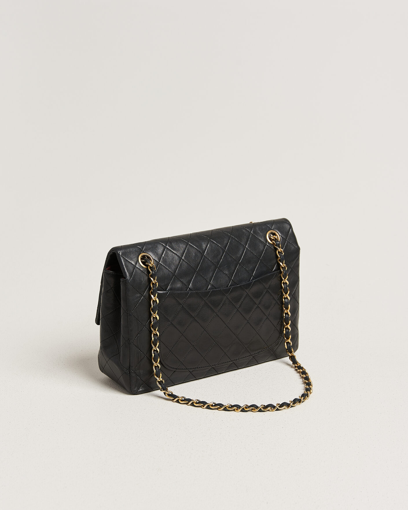 Men | Pre-Owned & Vintage Bags | Chanel Pre-Owned | Vintage Classic Flap Bag Lambskin Black