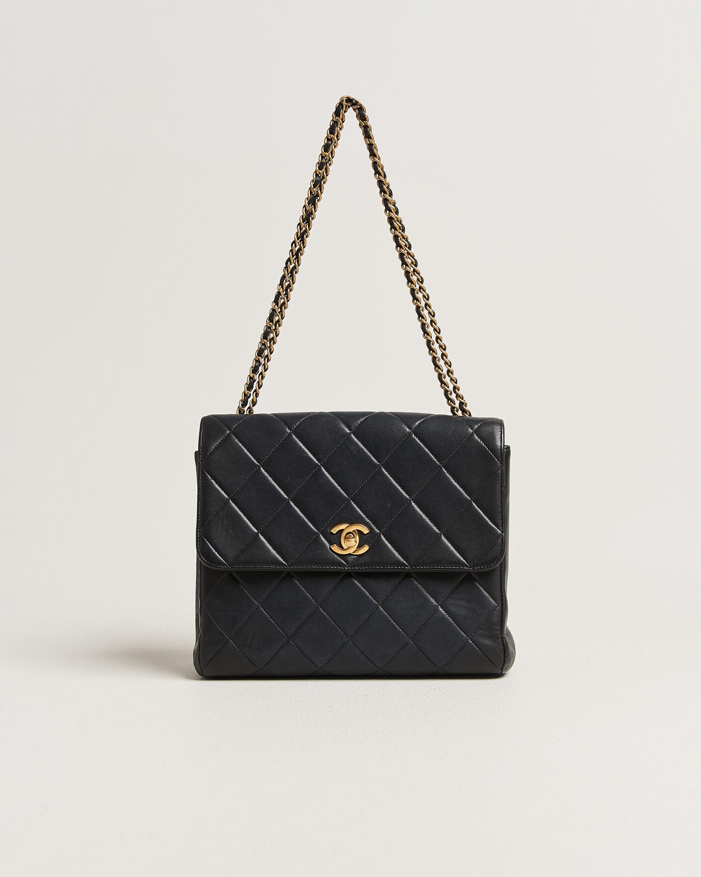 Men | Pre-Owned & Vintage Bags | Chanel Pre-Owned | Single Flap Bag Lambskin Black