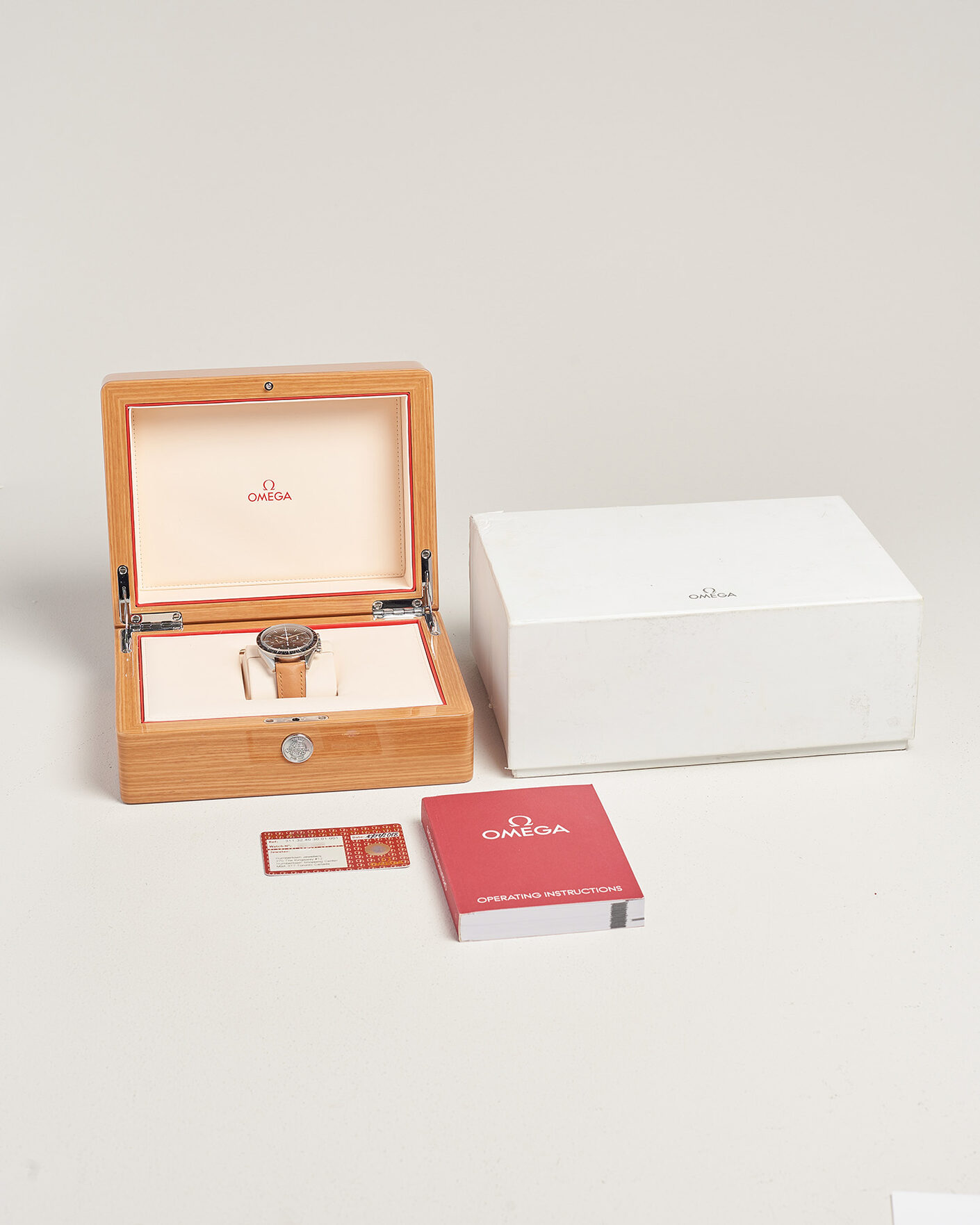 Men | Pre-Owned & Vintage Watches | Omega Pre-Owned | First Omega in Space 