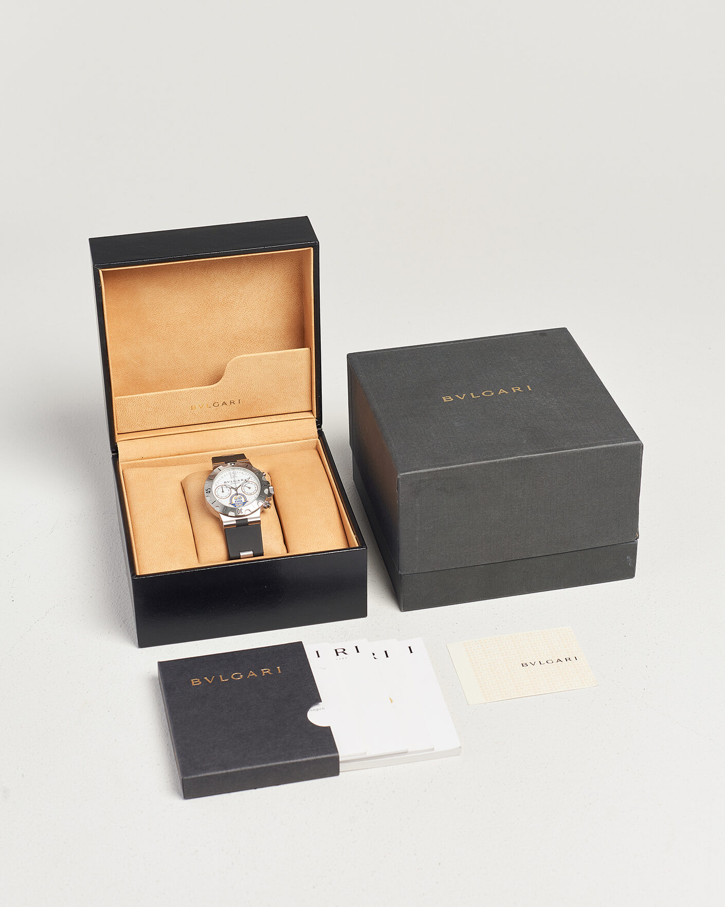 Men | Pre-Owned & Vintage Watches | Bvlgari Pre-Owned | Diagono Chrono