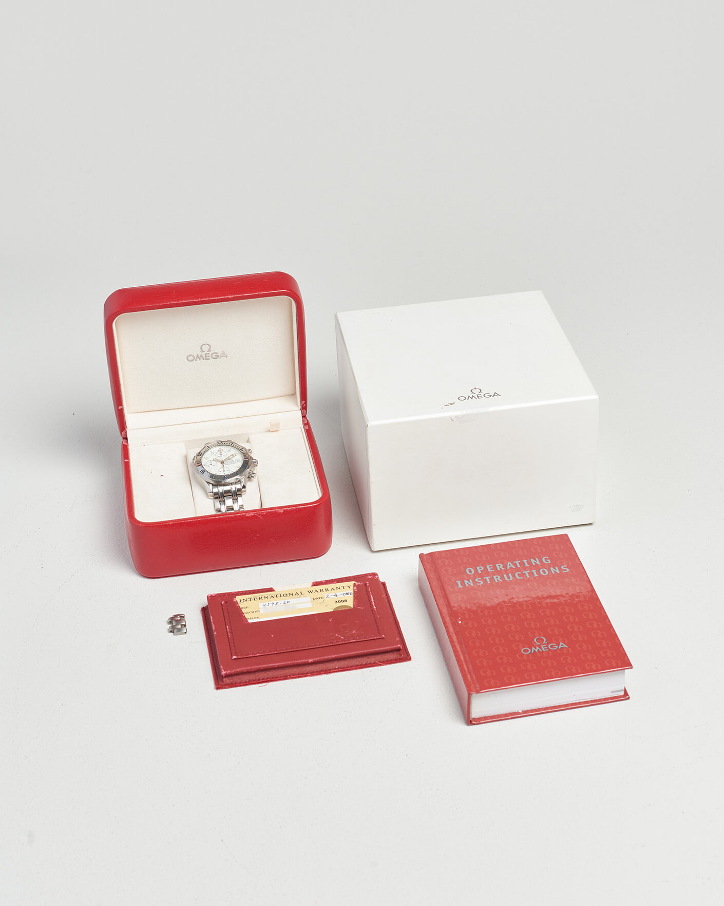 Men | Pre-Owned & Vintage Watches | Omega Pre-Owned | Seamaster 300M Chrono