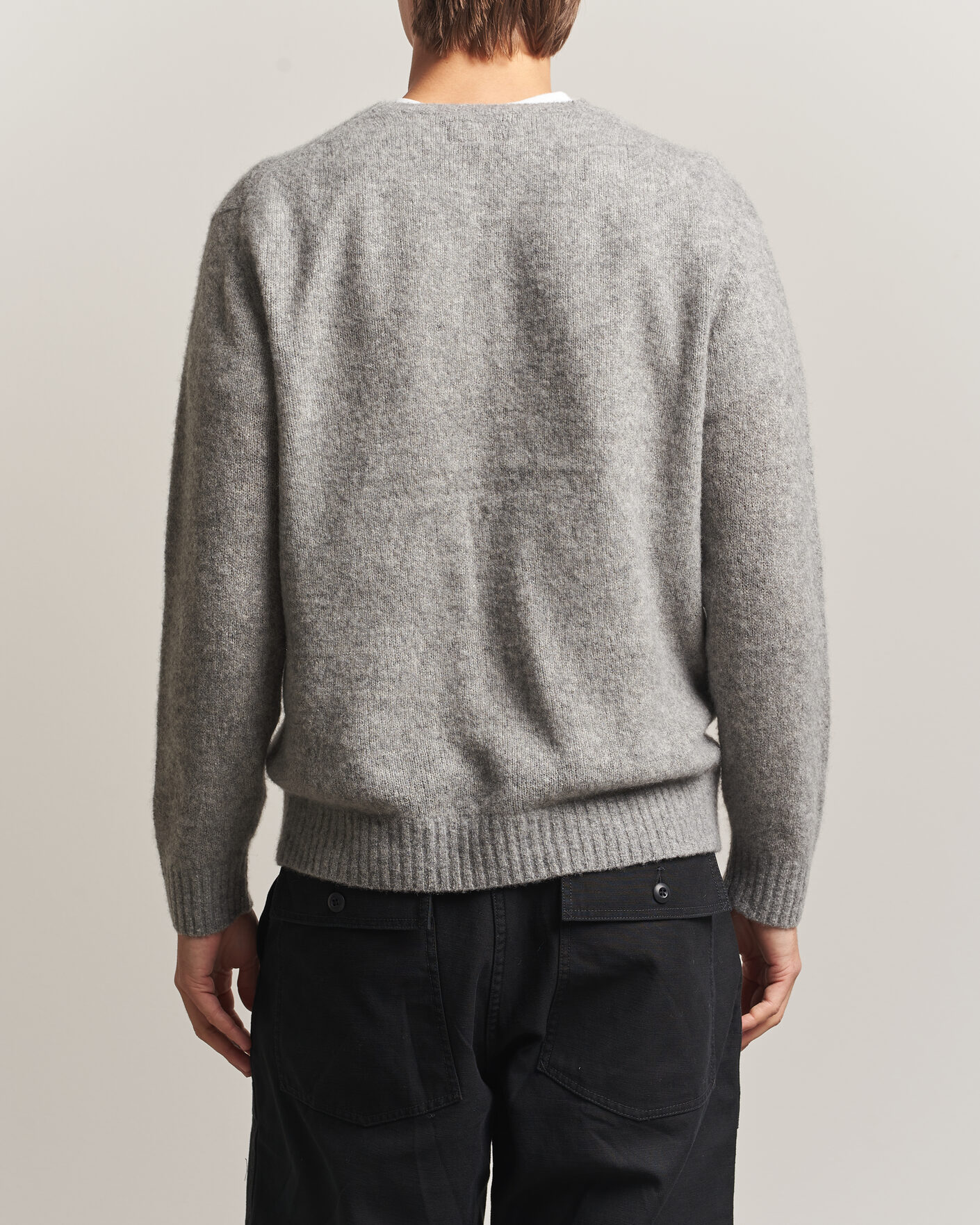 Men | Sweaters & Knitwear | BEAMS PLUS | Cashmere/Silk Crew Neck Grey Melange
