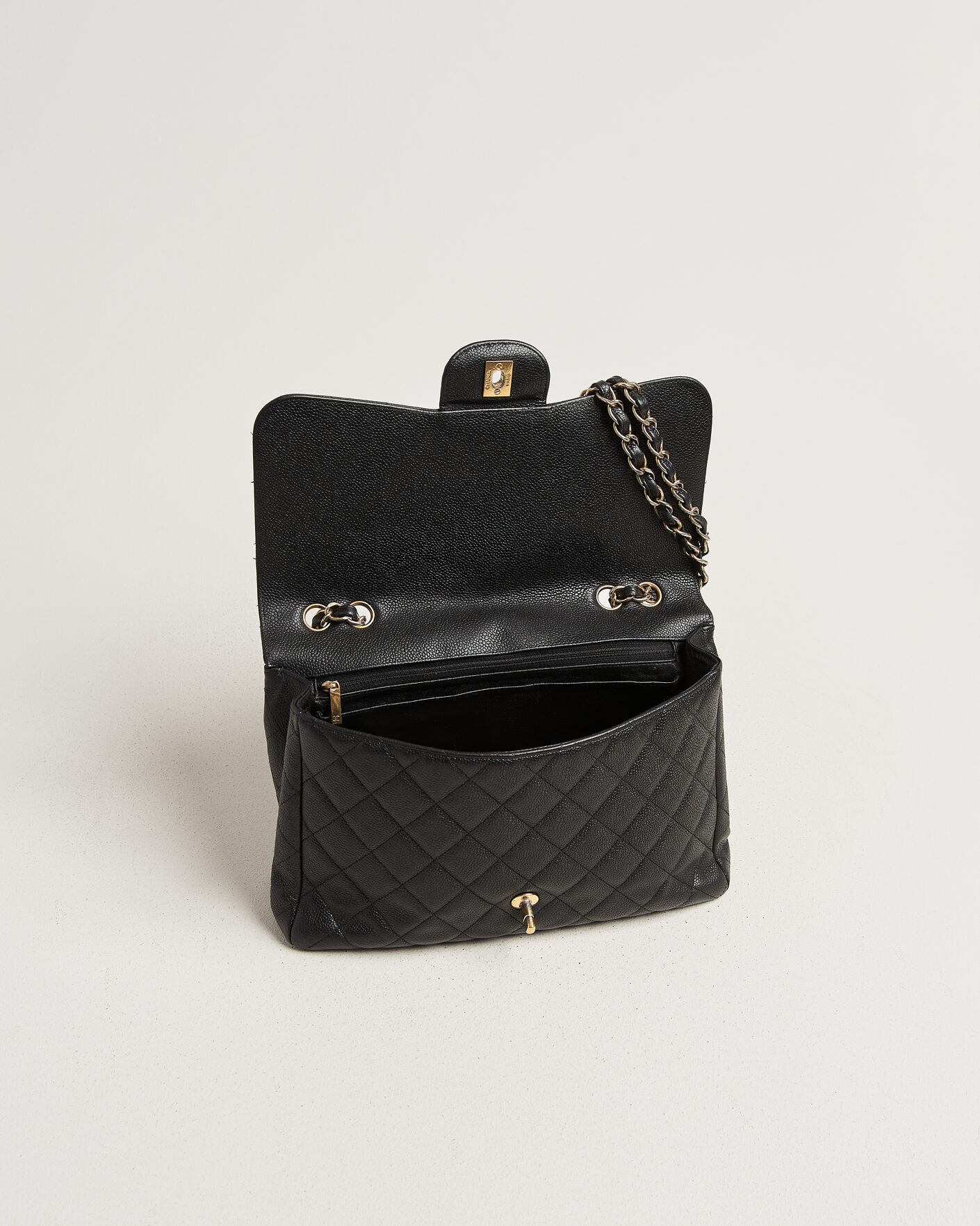 Men | Pre-Owned & Vintage Bags | Chanel Pre-Owned | Classic Jumbo Single Flap Bag Caviar Black