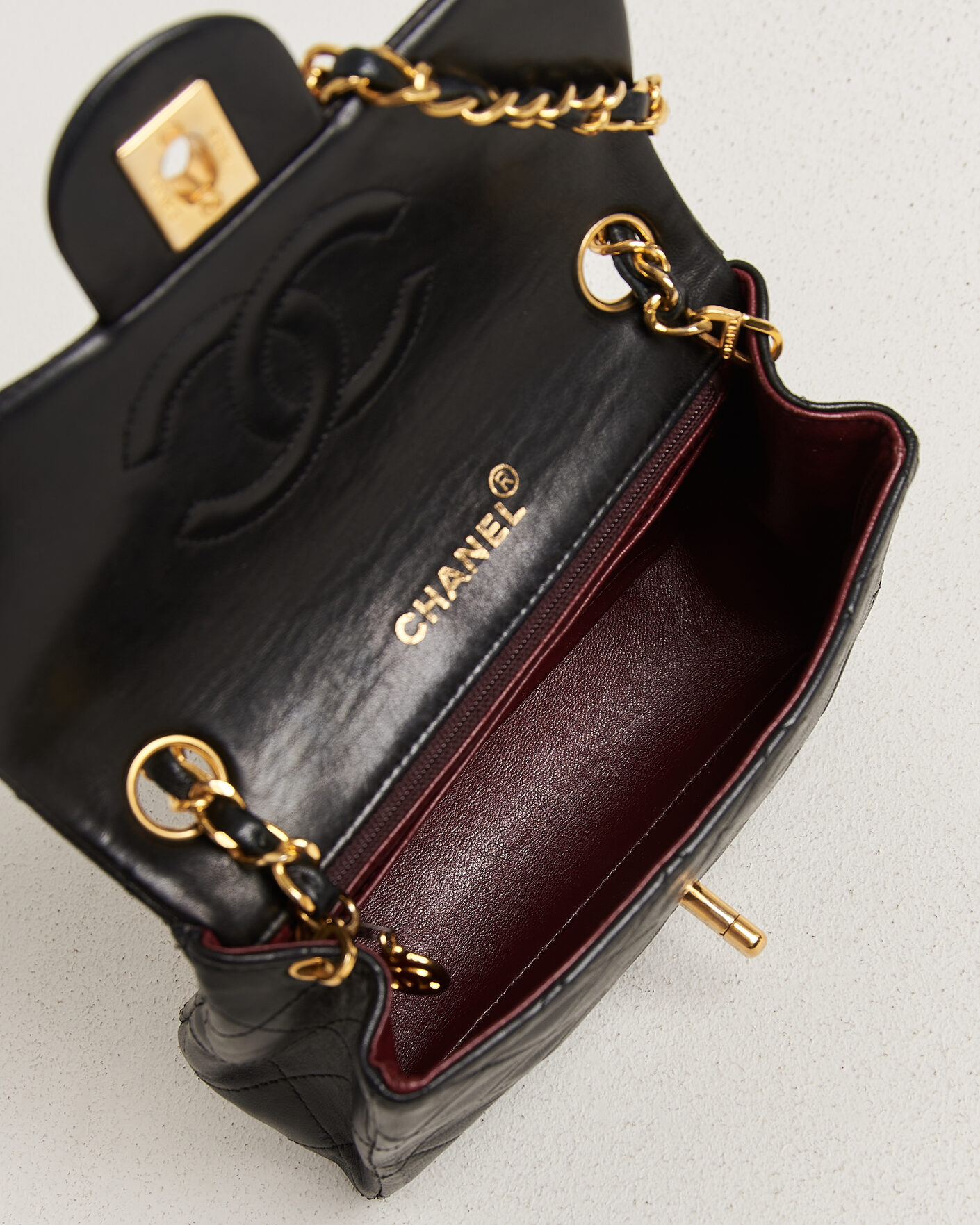 Men | Pre-Owned & Vintage Bags | Chanel Pre-Owned | Classic Mini Square Single Flap Bag Lambskin Black
