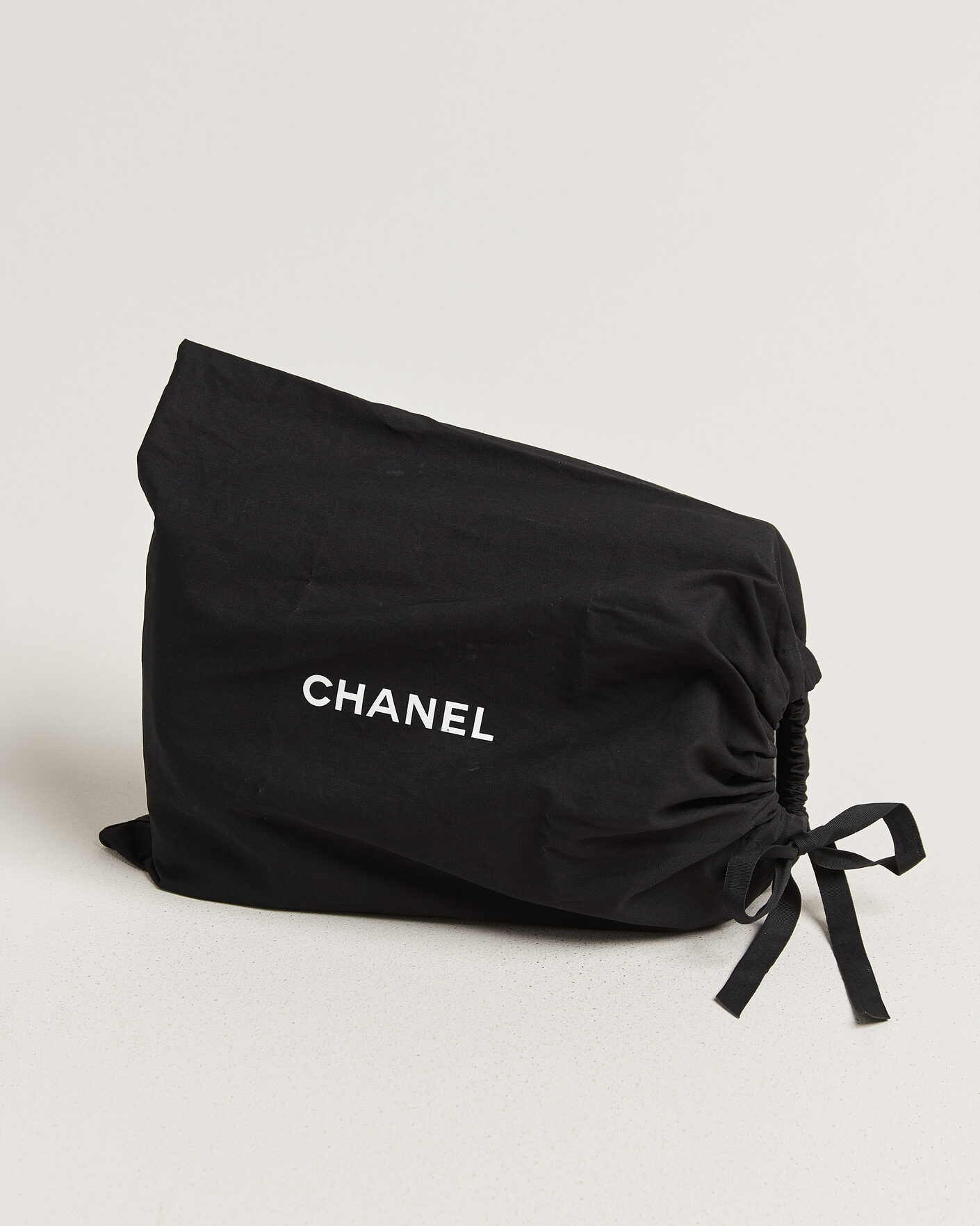 Men | Pre-Owned & Vintage Bags | Chanel Pre-Owned | Classic Jumbo Double Flap Bag Lambskin Black