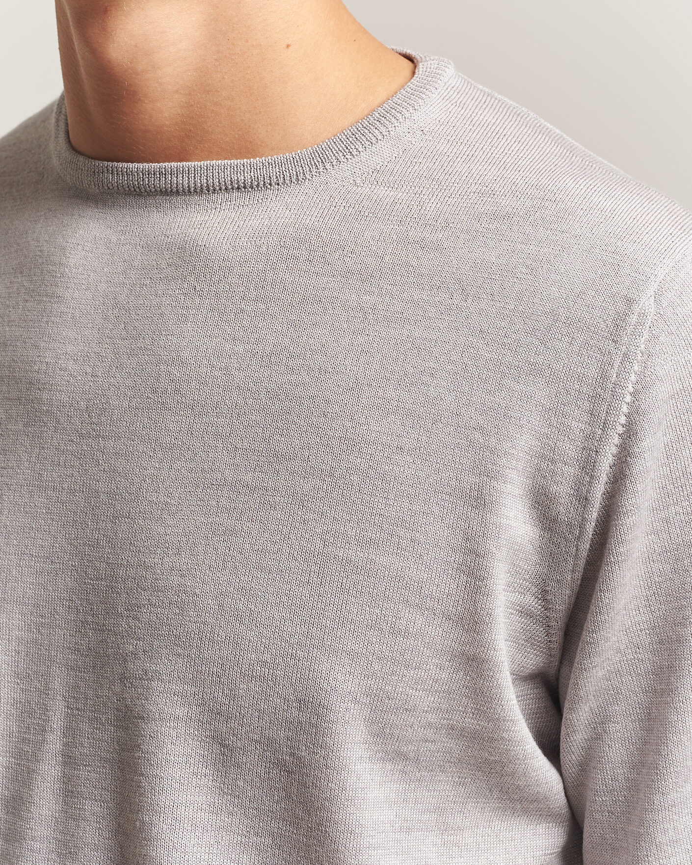 Men | Sweaters & Knitwear | Morgano | Extra Fine Merino Wool Crewneck Light Grey