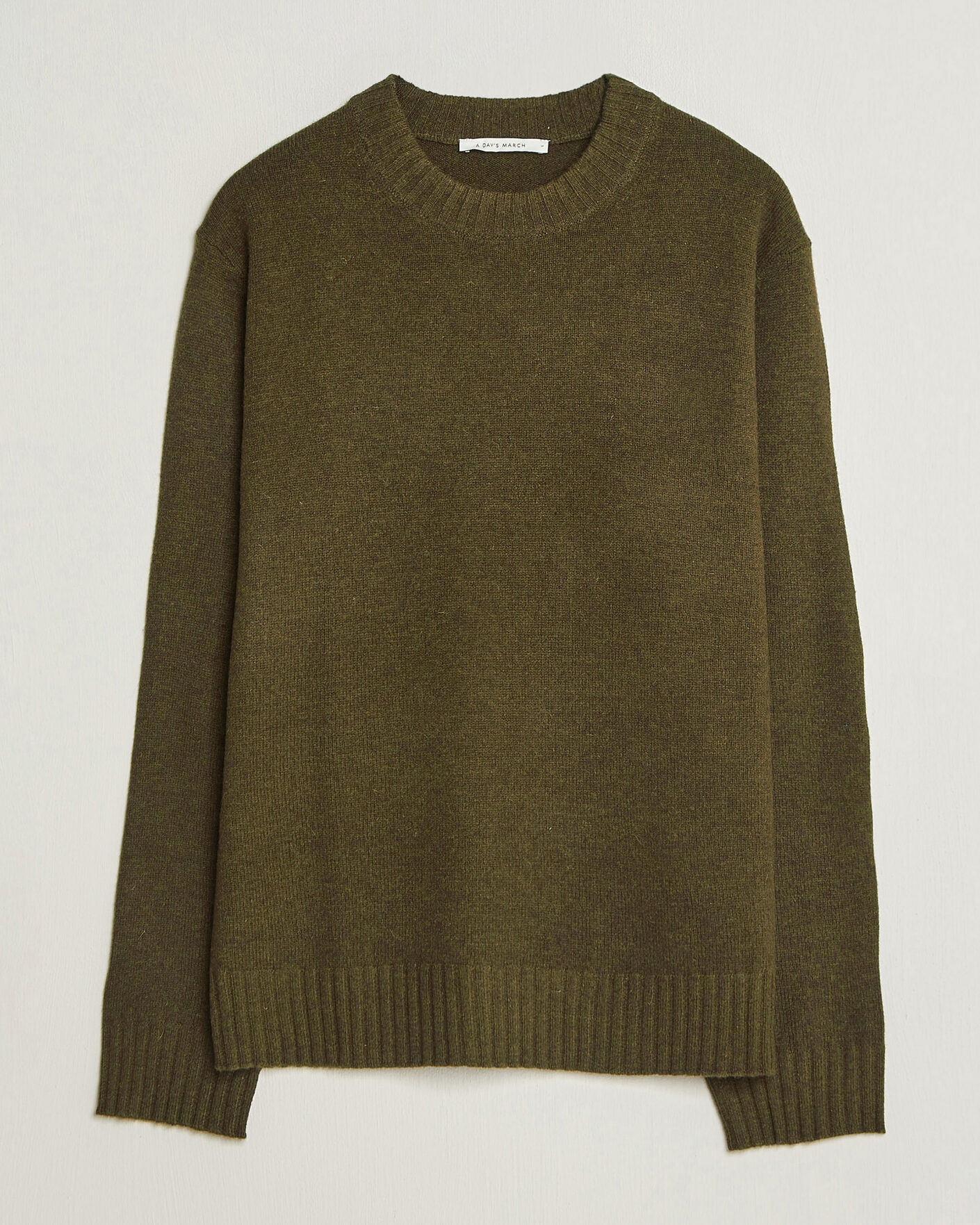 Men | Sweaters & Knitwear | A Day's March | Marlow Lambswool Sweater Forest Green