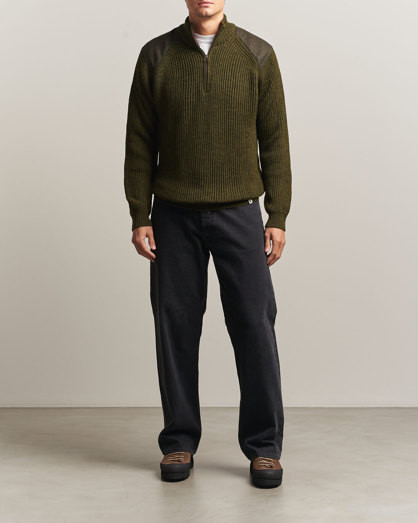Men | Sweaters & Knitwear | Peregrine | Foxton Quarter Zip Jumperr Olive