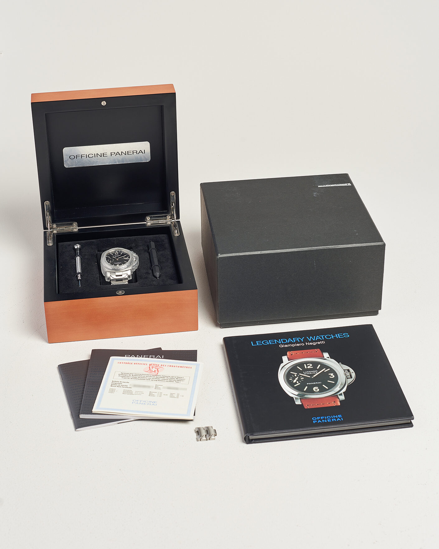 Men | Pre-Owned & Vintage Watches | Panerai Pre-Owned | Luminor GMT 