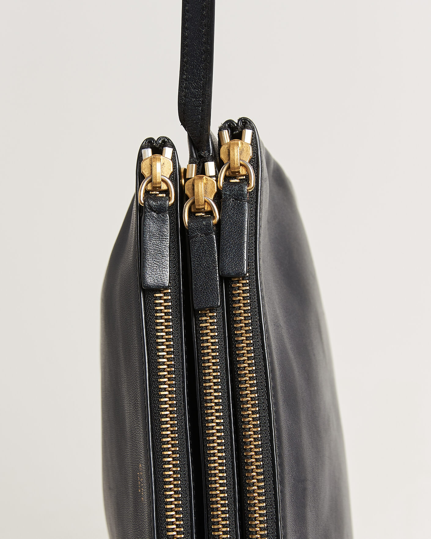 Men | Pre-Owned & Vintage Bags | Celine Pre-Owned | Trio Bag Medium Leather Black