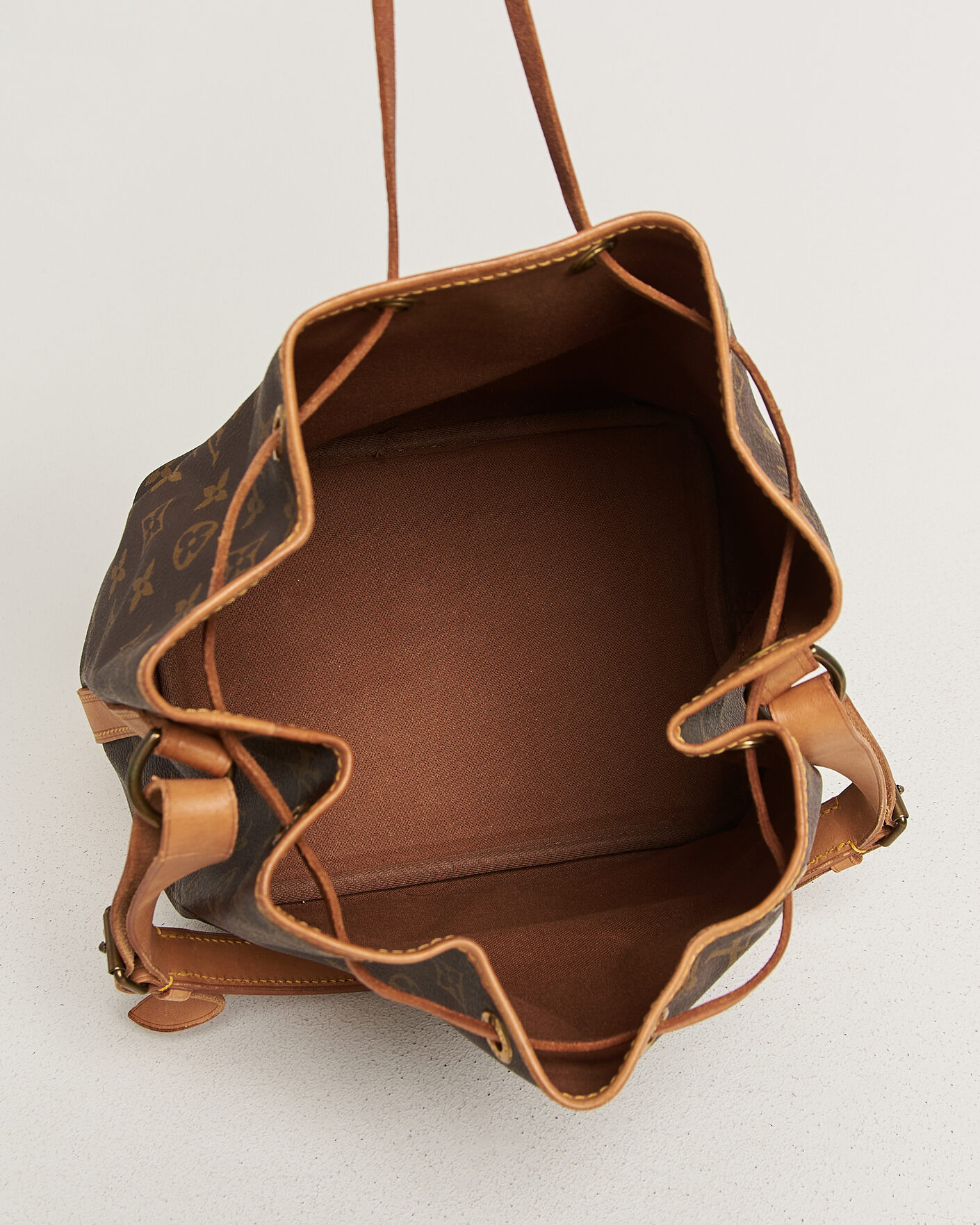 Men | Pre-Owned & Vintage Bags | Louis Vuitton Pre-Owned | Petit Noé Monogram