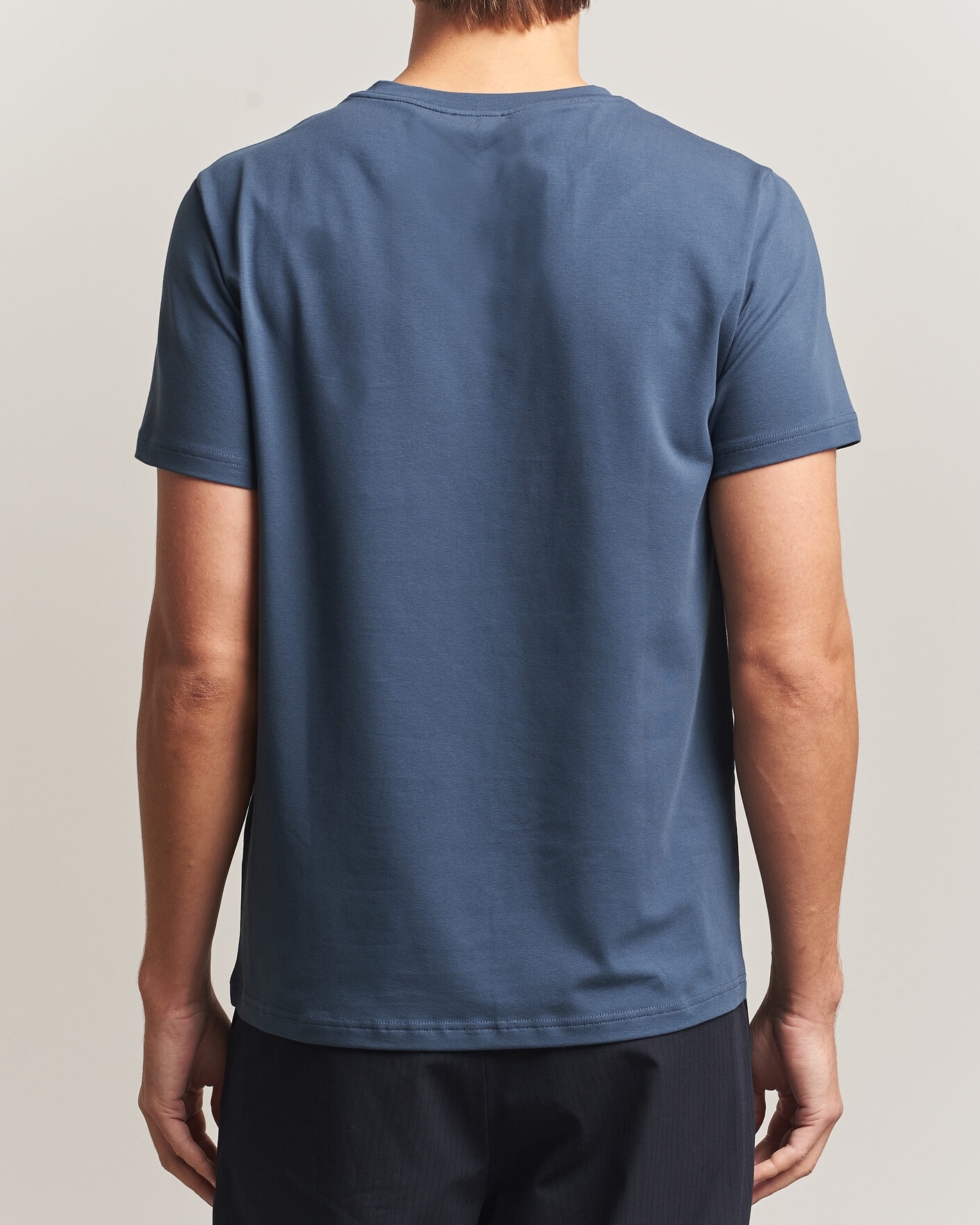 Men | T-Shirts | Filippa K | Soft Lycra T-Shirt Stone Blue