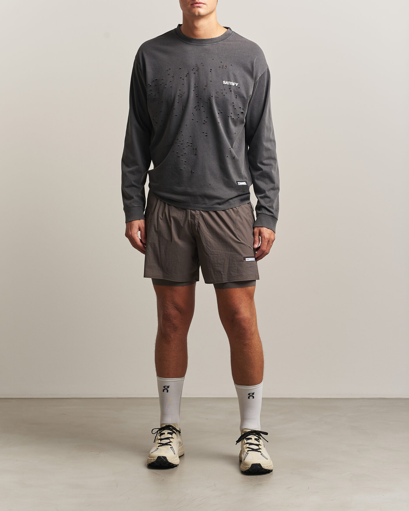 Men | T-Shirts | Satisfy | MothTech Long Sleeve T-Shirt Aged Black