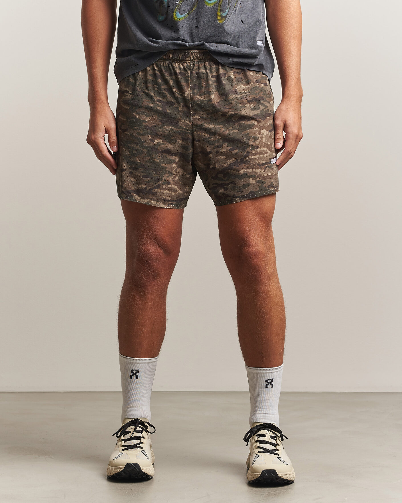 Men | Shorts | Satisfy | Space-O 5 Inch Shorts Overland Trek Camo