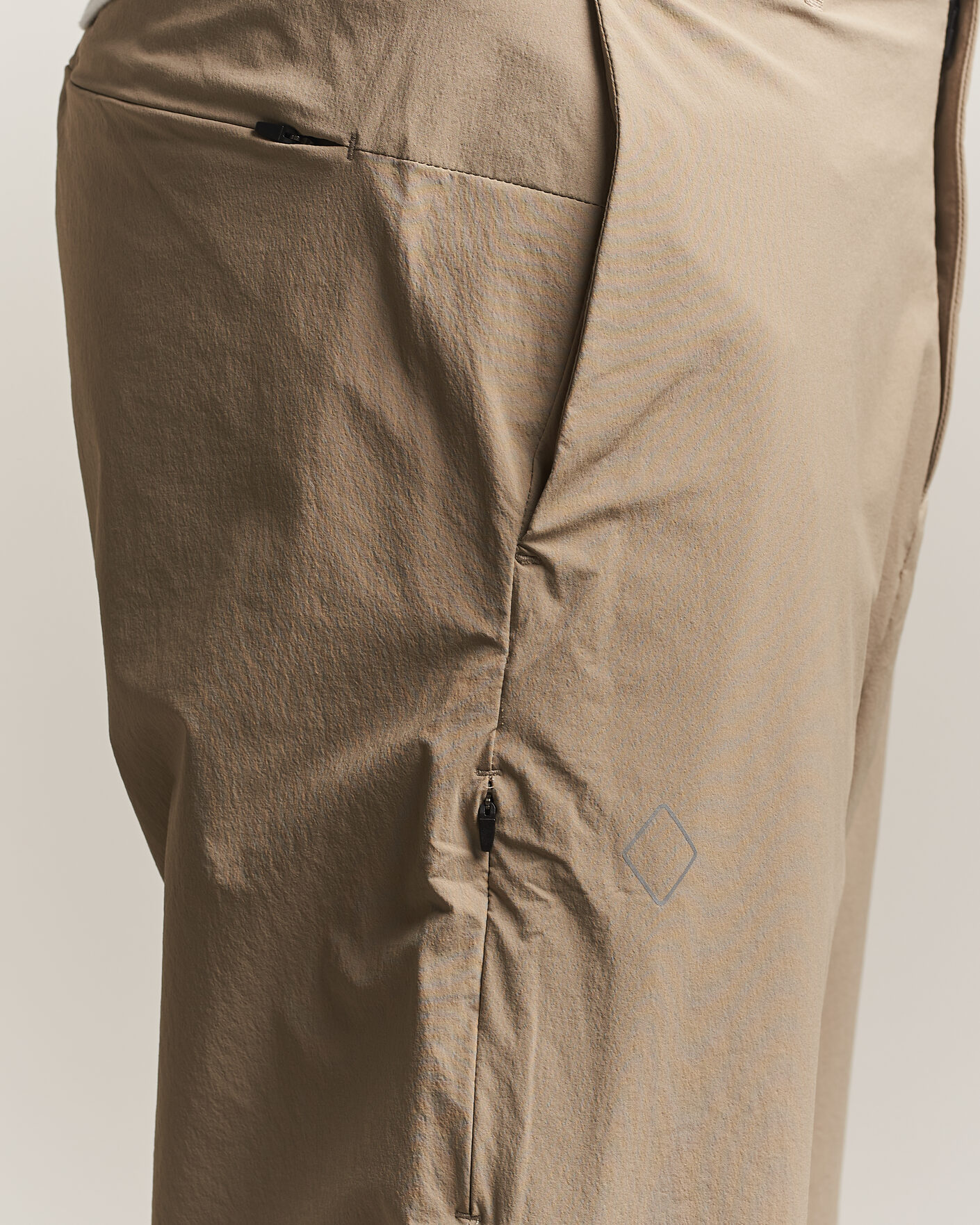 Men | Trousers | Pas Normal Studios | Off-Race Tech Pants Dusty Earth