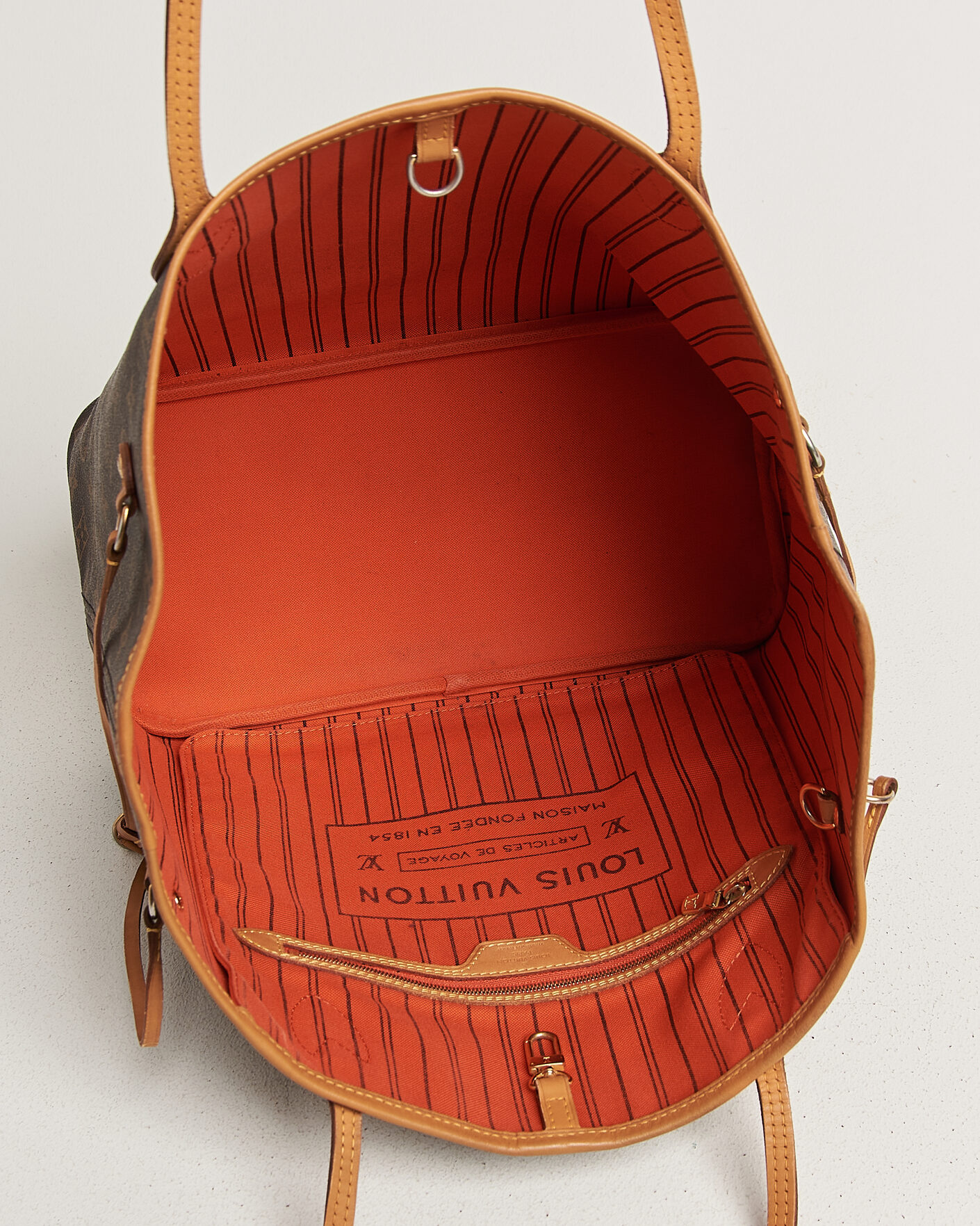 Men | Pre-Owned & Vintage Bags | Louis Vuitton Pre-Owned | Neverfull MM  Monogram
