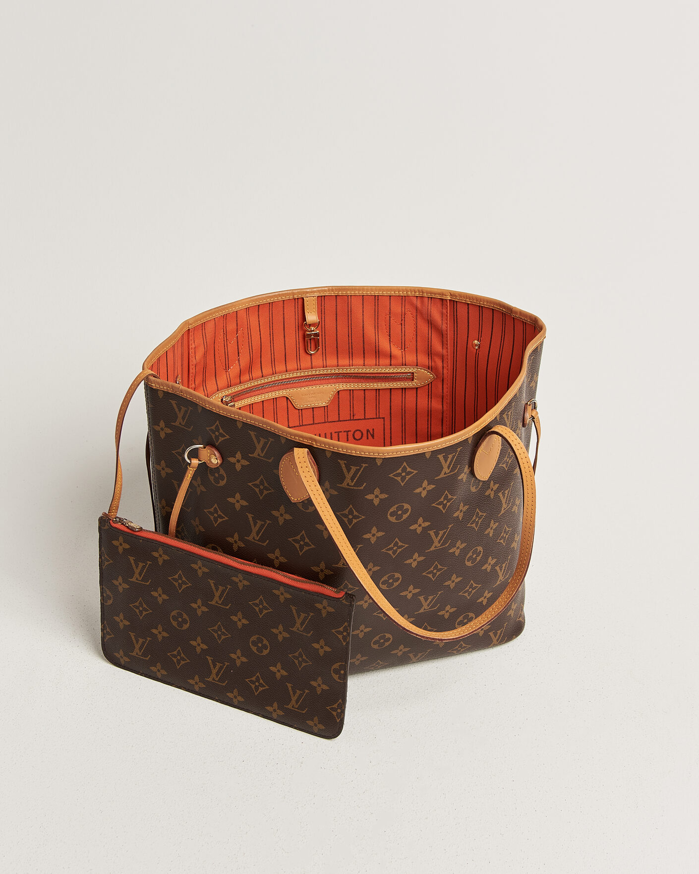 Men | Pre-Owned & Vintage Bags | Louis Vuitton Pre-Owned | Neverfull MM  Monogram