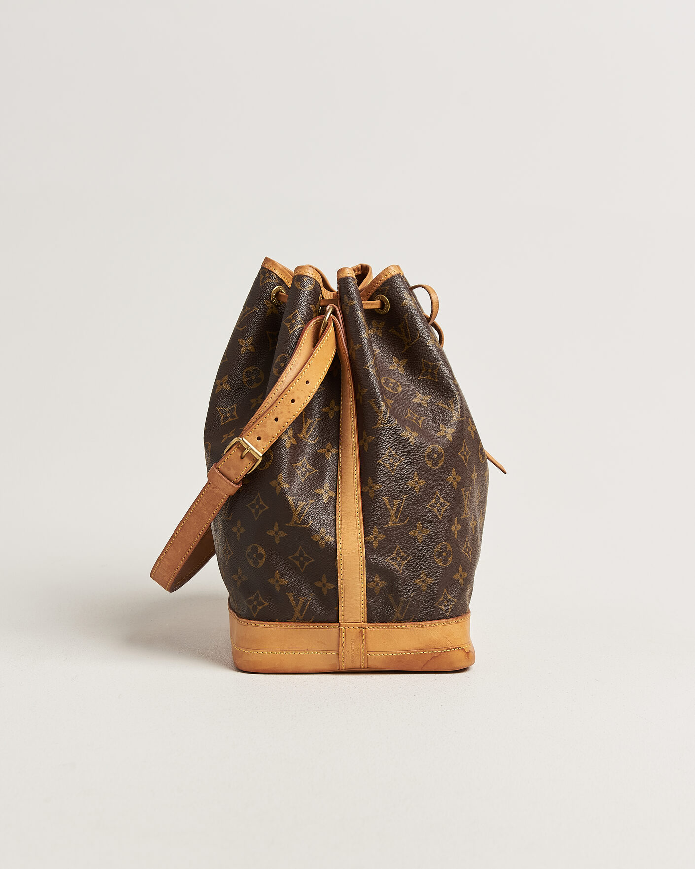 Men | Pre-Owned & Vintage Bags | Louis Vuitton Pre-Owned | Noé Monogram