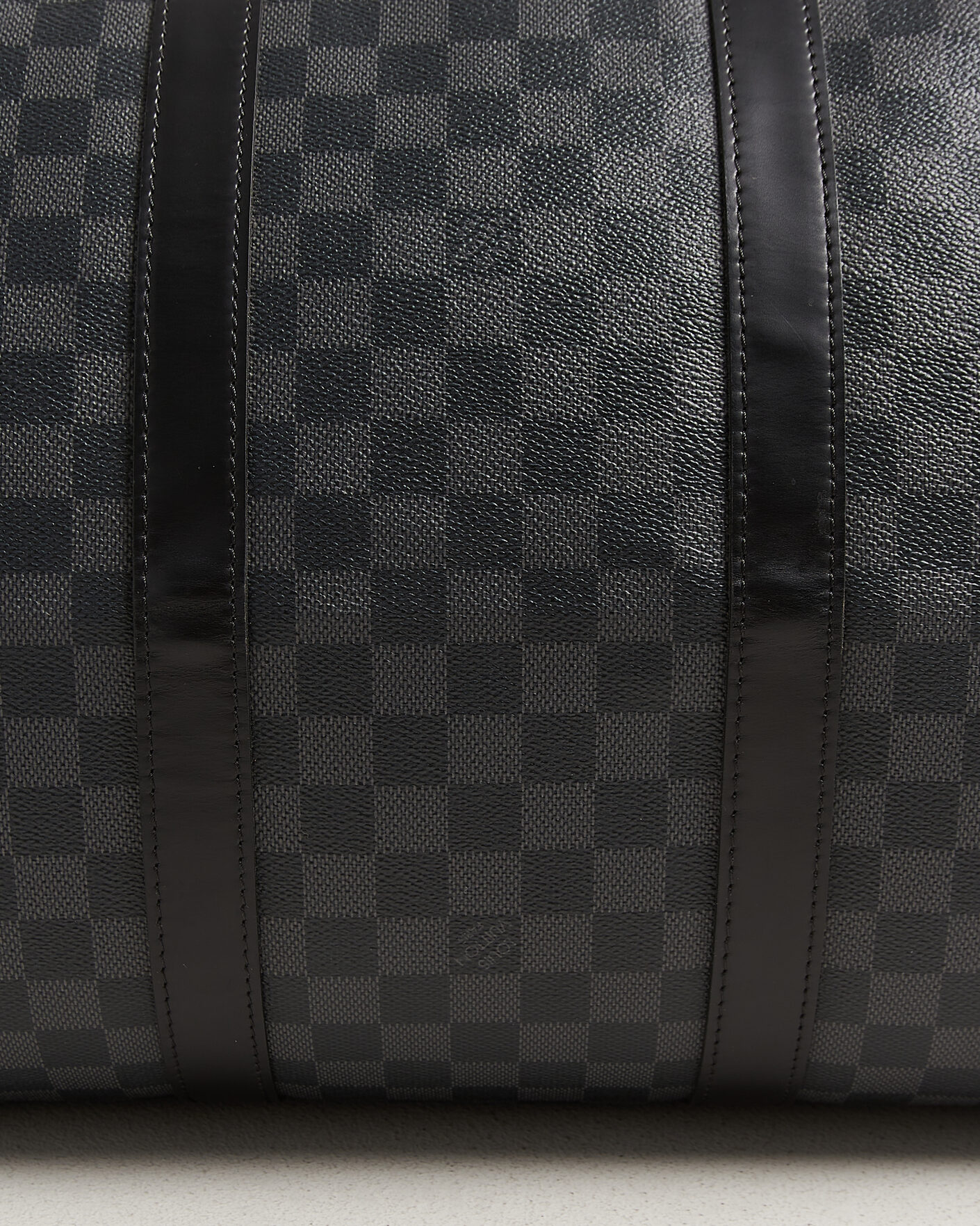 Men | Pre-Owned & Vintage Bags | Louis Vuitton Pre-Owned | Keepall Bandouliére 55 Damier Graphite
