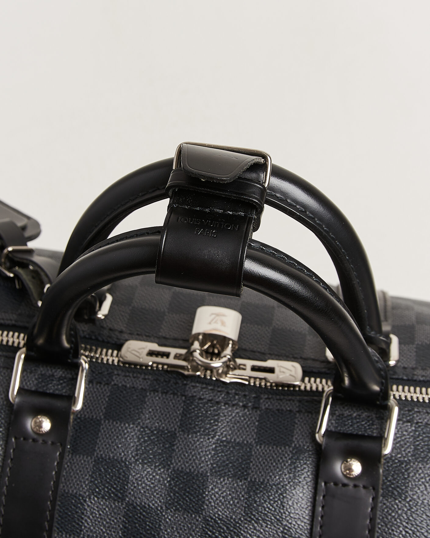 Men | Pre-Owned & Vintage Bags | Louis Vuitton Pre-Owned | Keepall Bandouliére 55 Damier Graphite