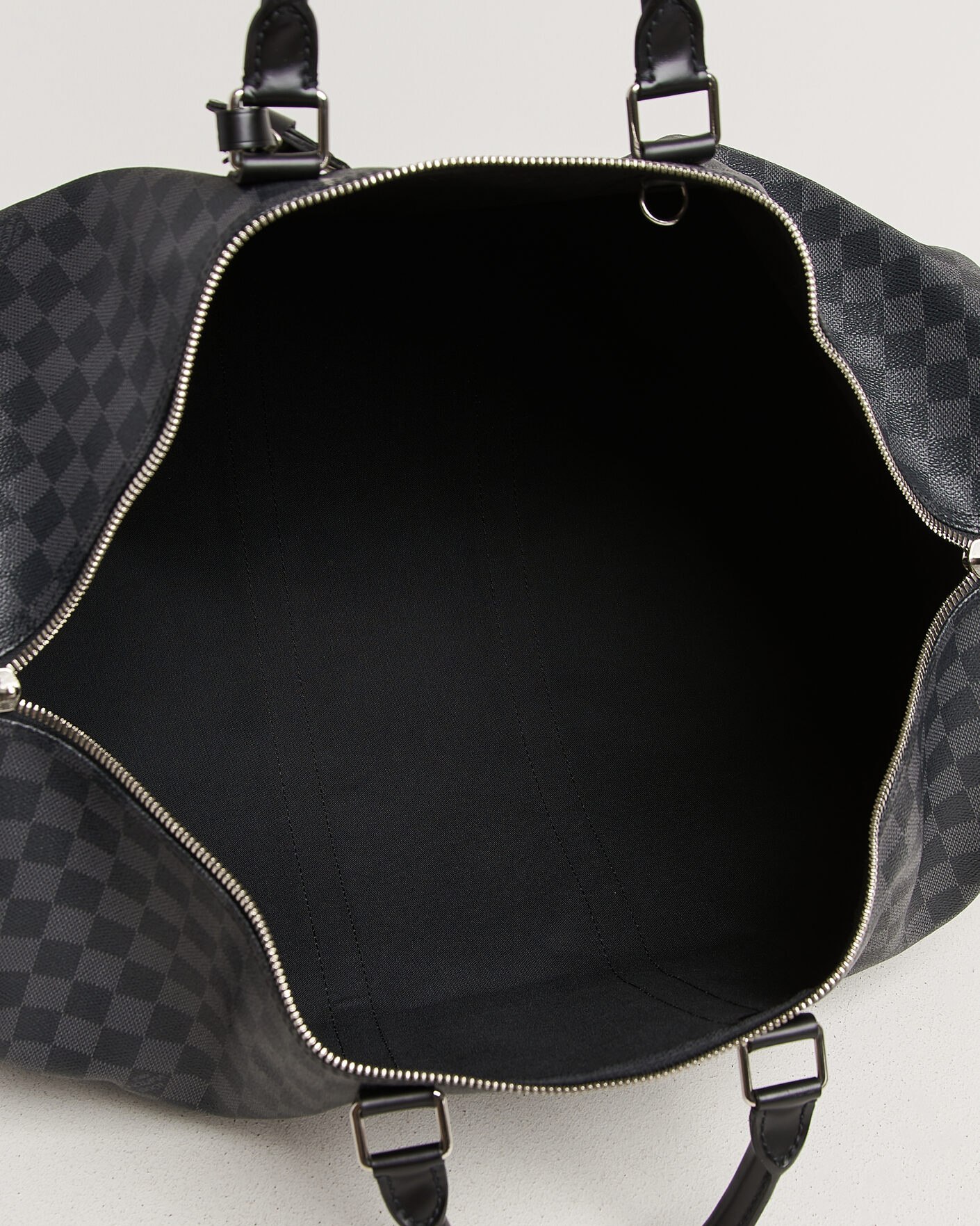 Men | Pre-Owned & Vintage Bags | Louis Vuitton Pre-Owned | Keepall Bandouliére 55 Damier Graphite