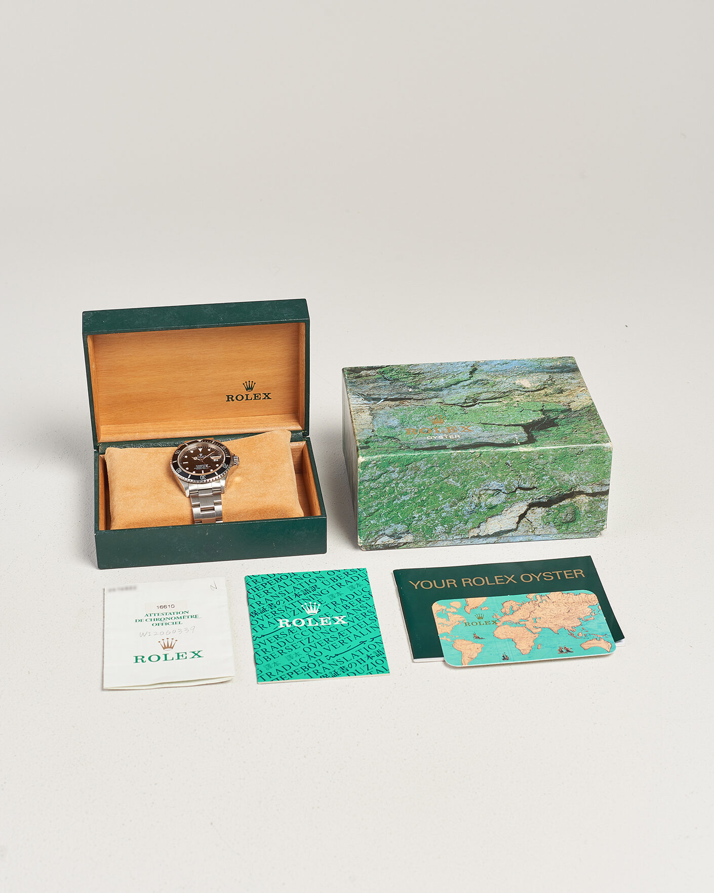 Men | Pre-Owned & Vintage Watches | Rolex Pre-Owned | Submariner Date 