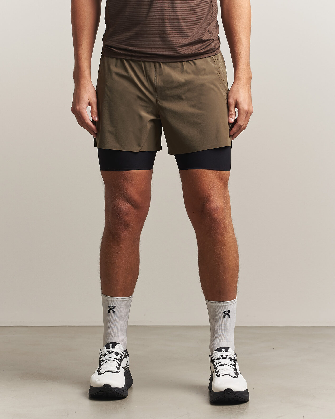 Men | Shorts | SOAR Running | Dual Run Shorts Khaki