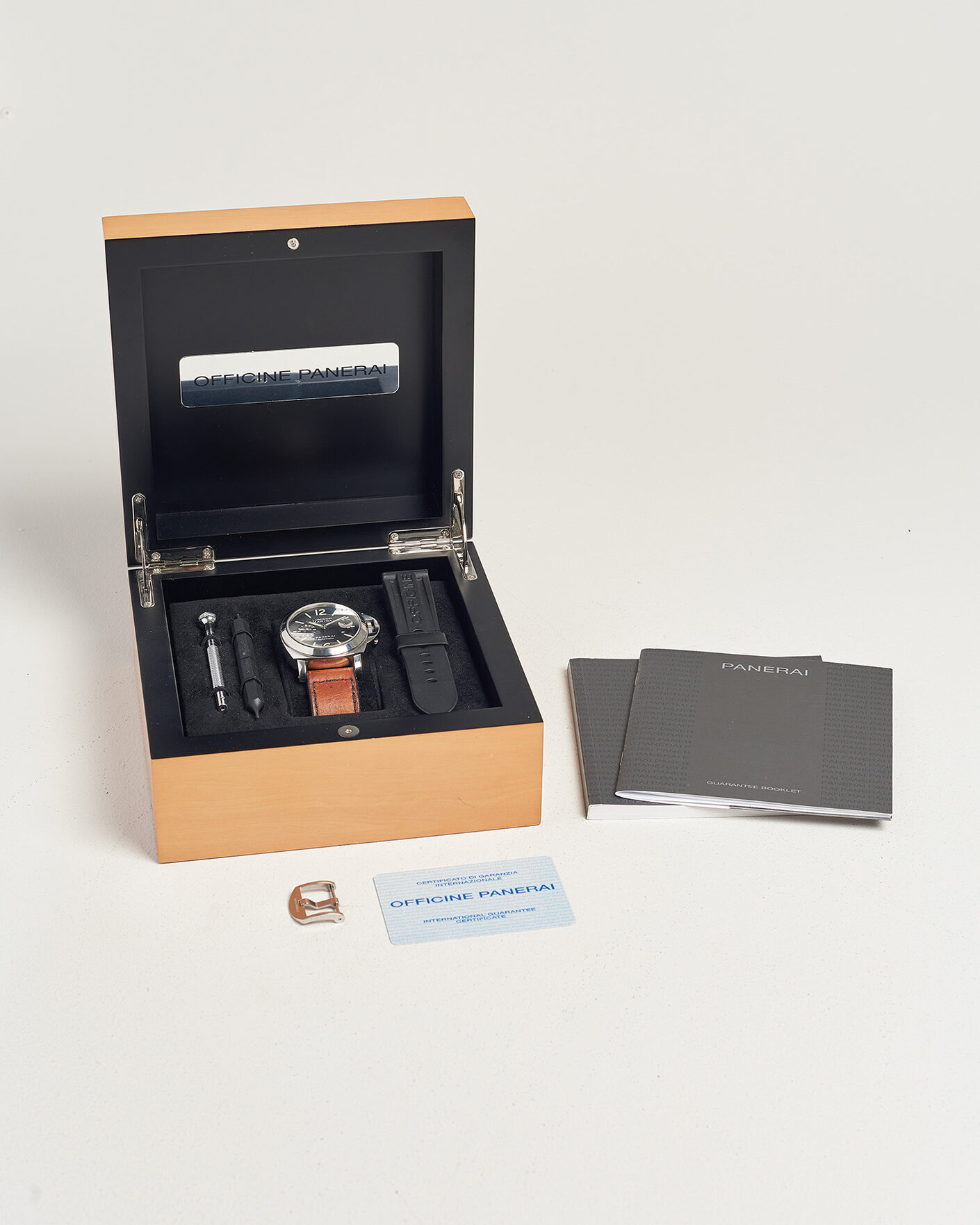 Men | Pre-Owned & Vintage Watches | Panerai Pre-Owned | Luminor Marina