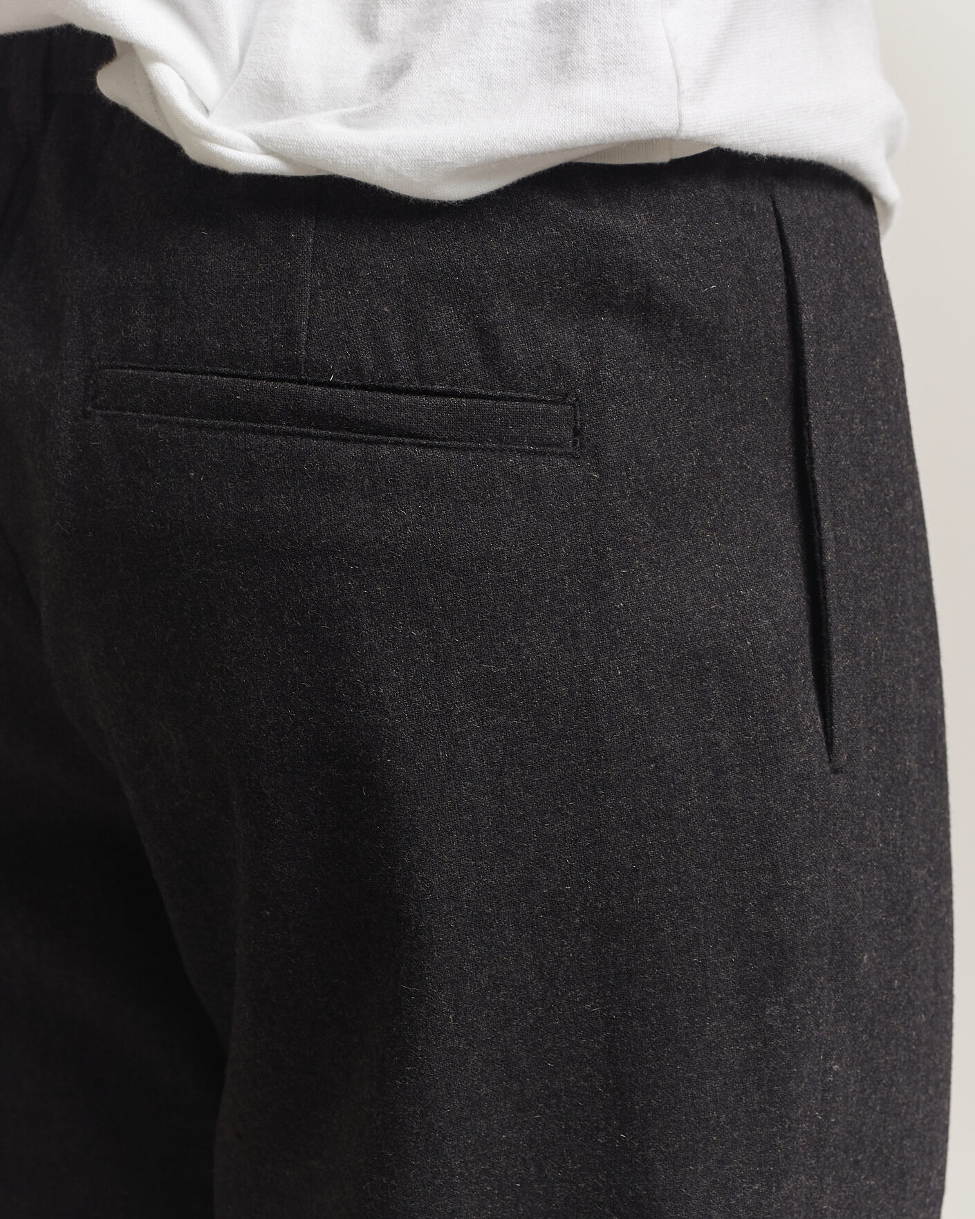 Men | Trousers | Samsøe Samsøe | Bertil Flannel Drawstring Trousers Black Melange