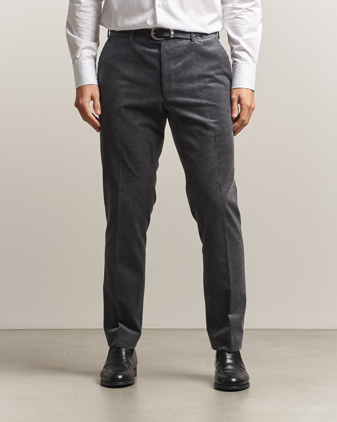 Men | Trousers | Oscar Jacobson | Dandy Corduroy Trousers Grey