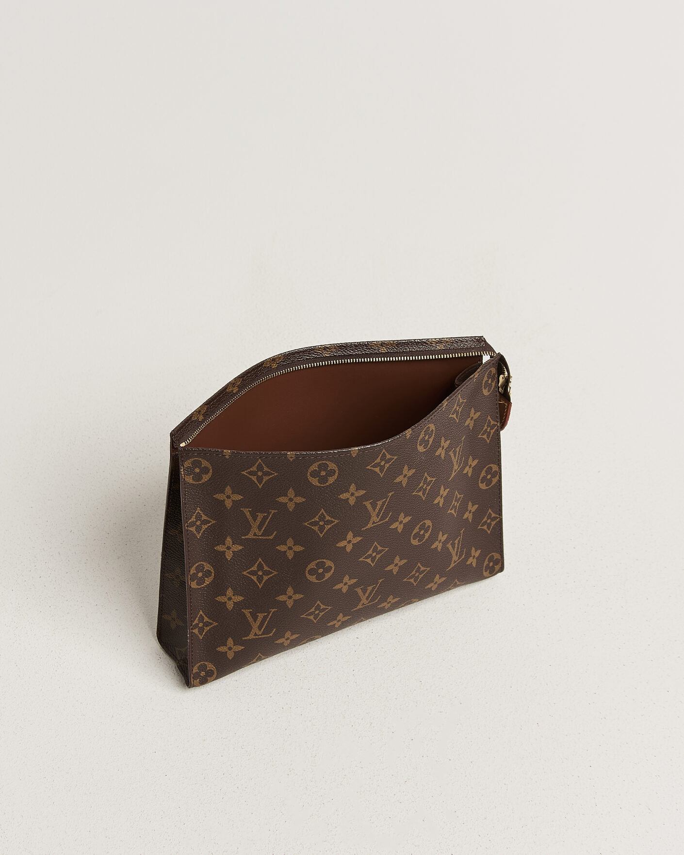 Men | Pre-Owned & Vintage Bags | Louis Vuitton Pre-Owned | Poche Toilette NM Monogram