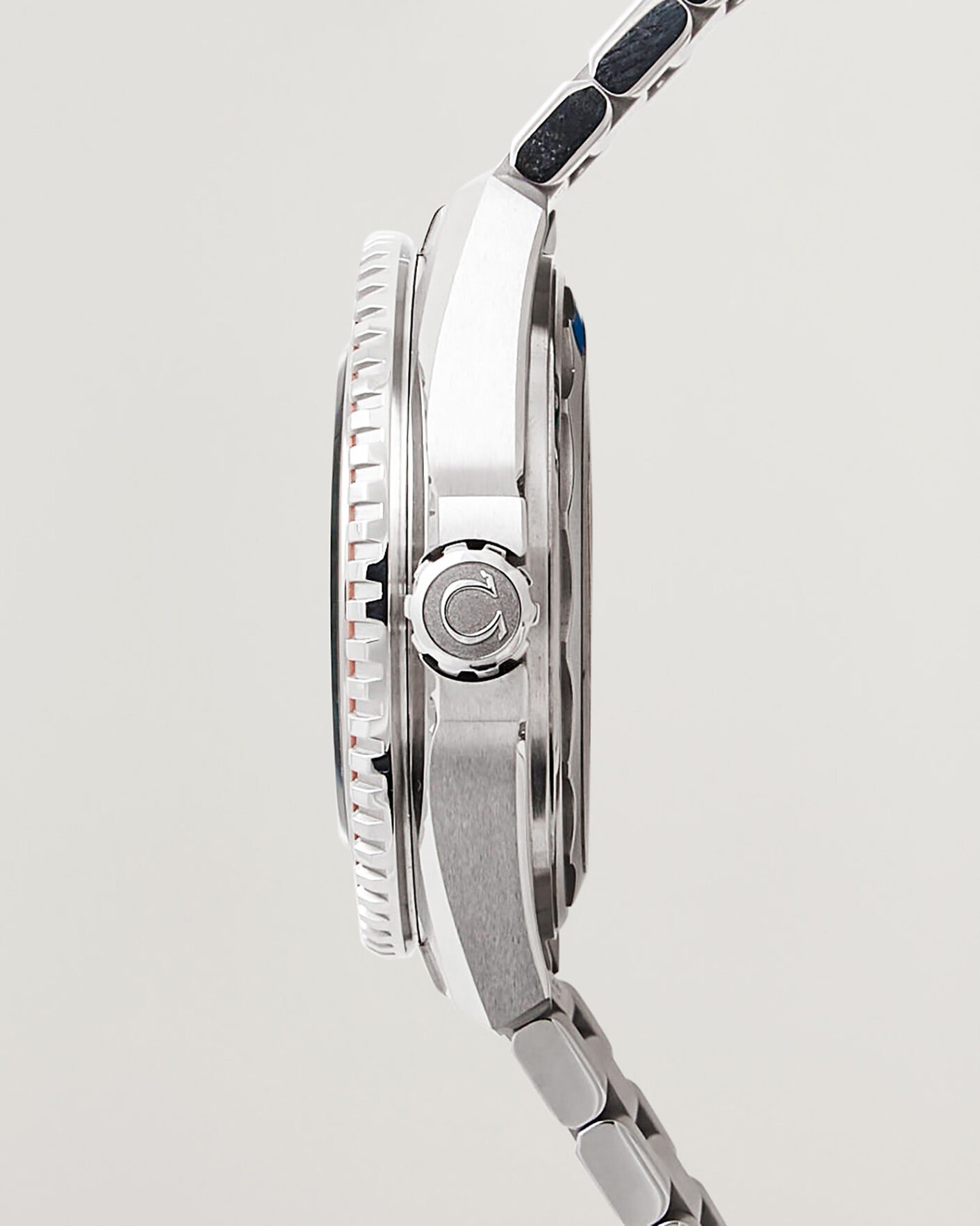 Men | Pre-Owned & Vintage Watches | Omega Pre-Owned | Seamaster Planet Ocean 