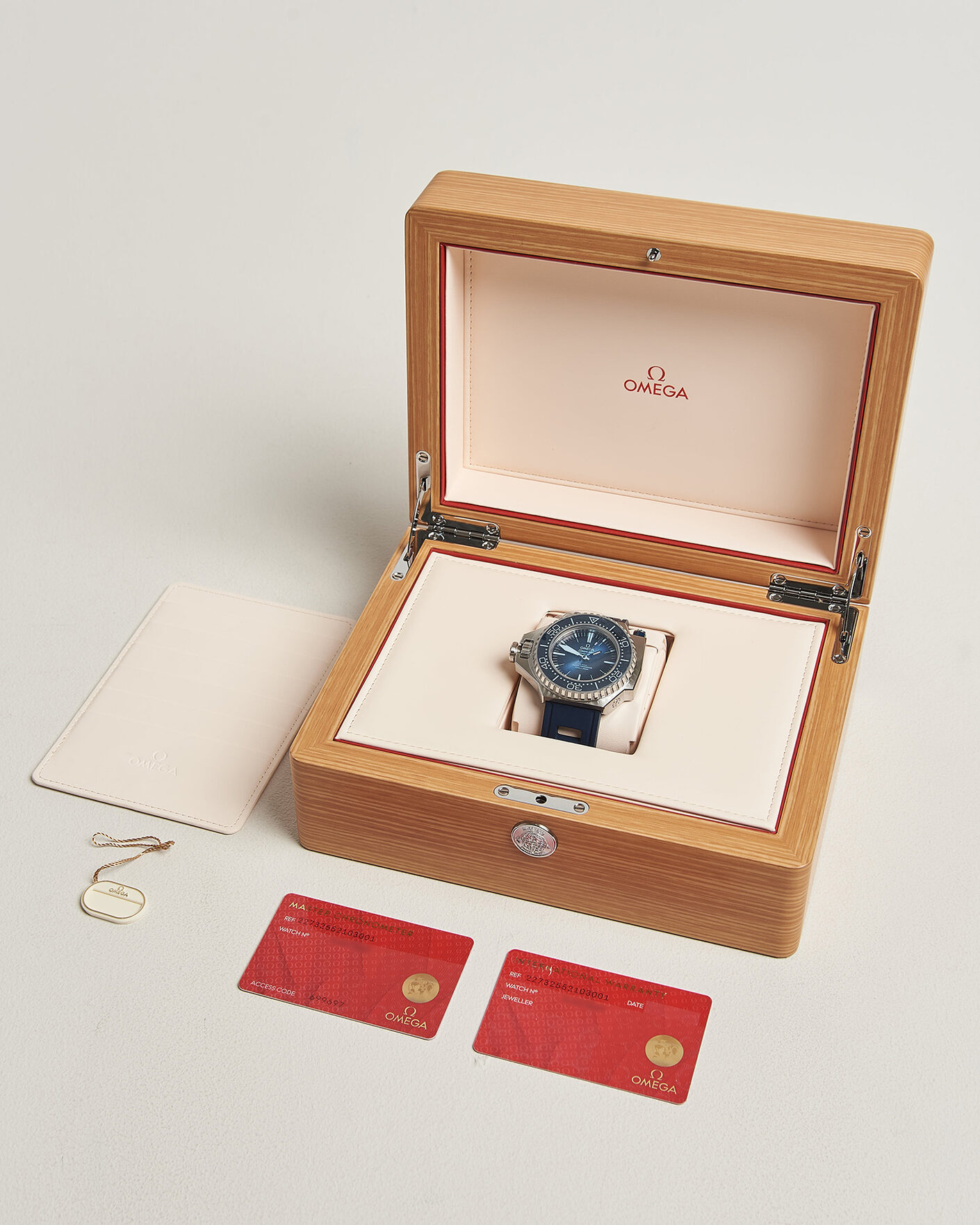 Men | Pre-Owned & Vintage Watches | Omega Pre-Owned | Seamaster Ploprof 1200M Heritage