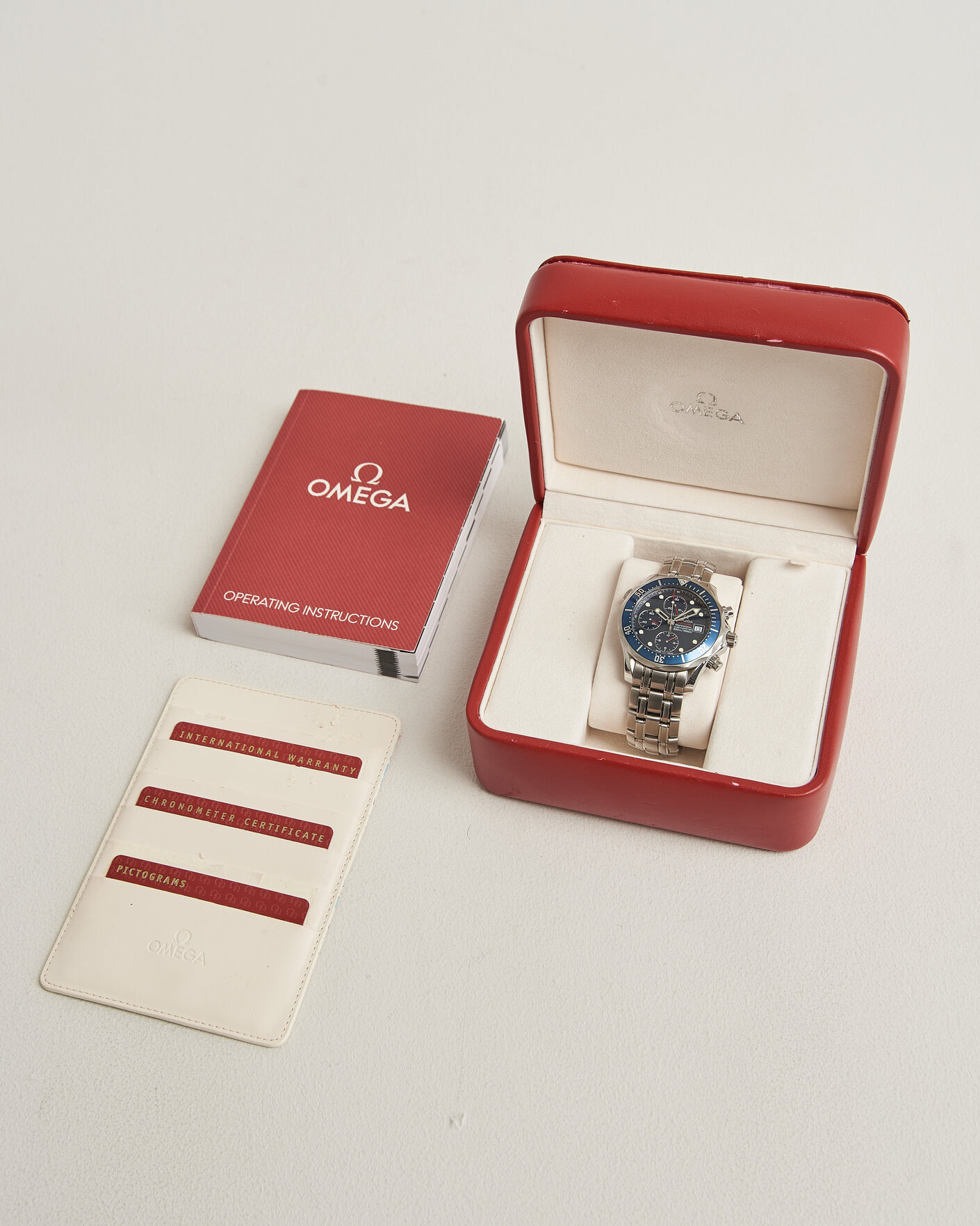 Men | Pre-Owned & Vintage Watches | Omega Pre-Owned | Seamaster 300M Chrono 