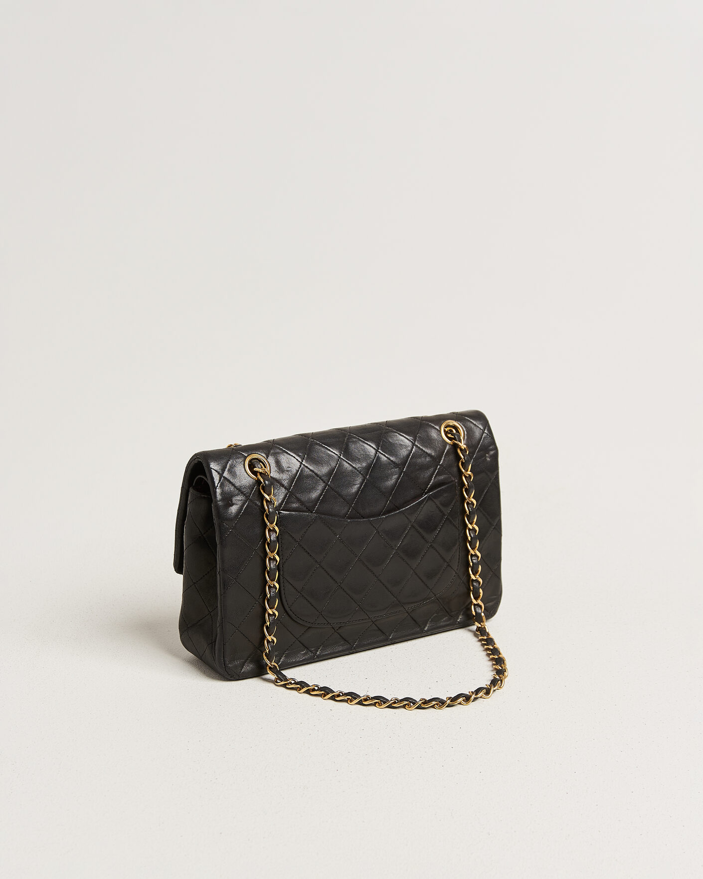 Men | Pre-Owned & Vintage Bags | Louis Vuitton Pre-Owned | Chanel Pre-Owned Classic Medium Double Flap Bag Lambskin Black