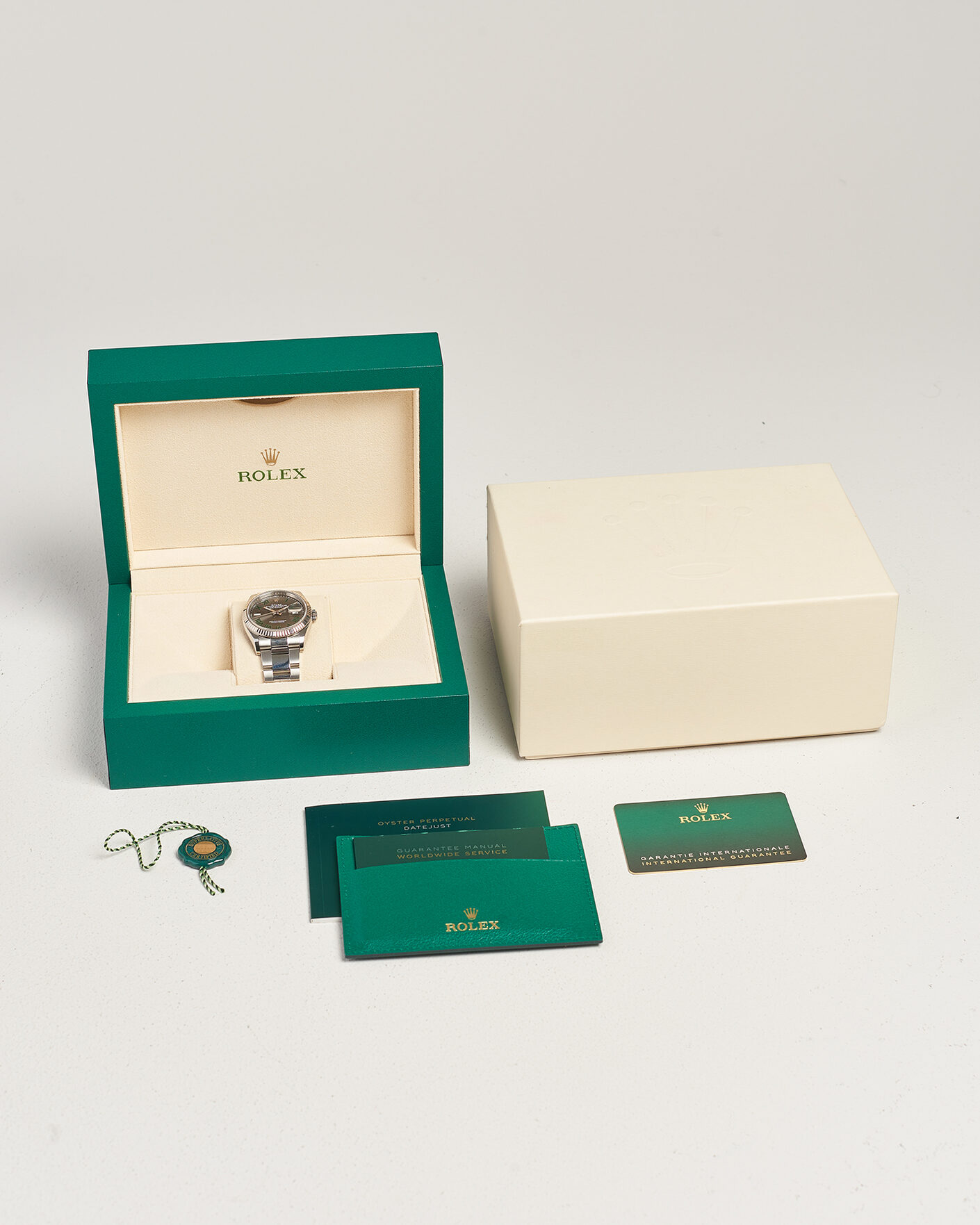 Men | Pre-Owned & Vintage Watches | Rolex Pre-Owned | Datejust Wimbledon 