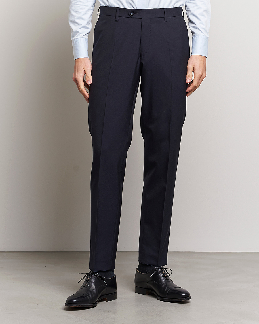Men | Suits | Oscar Jacobson | John Club Wool Suit Navy