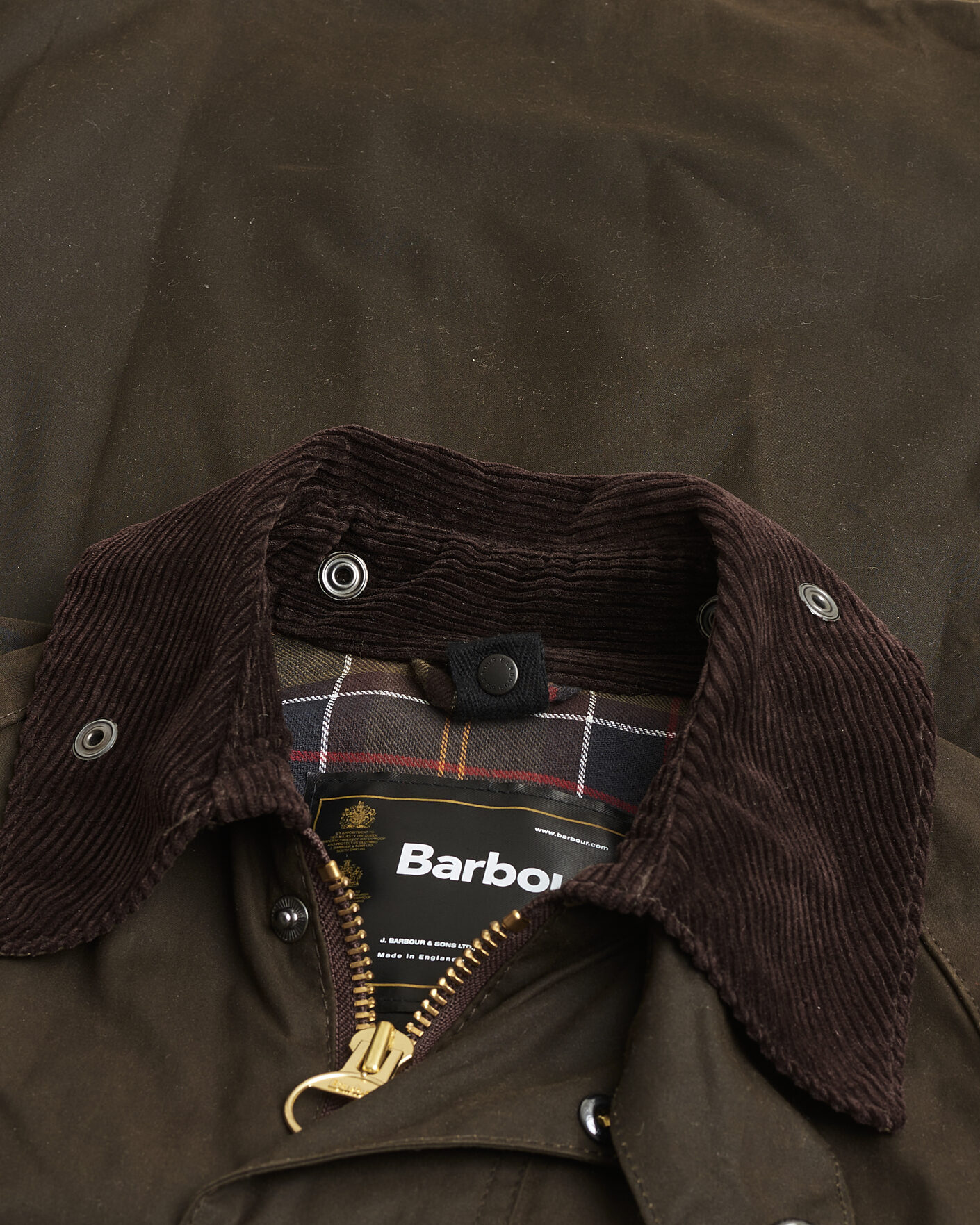 Barbour Lifestyle Classic Beaufort Jacket Olive UK36 - EU46 at