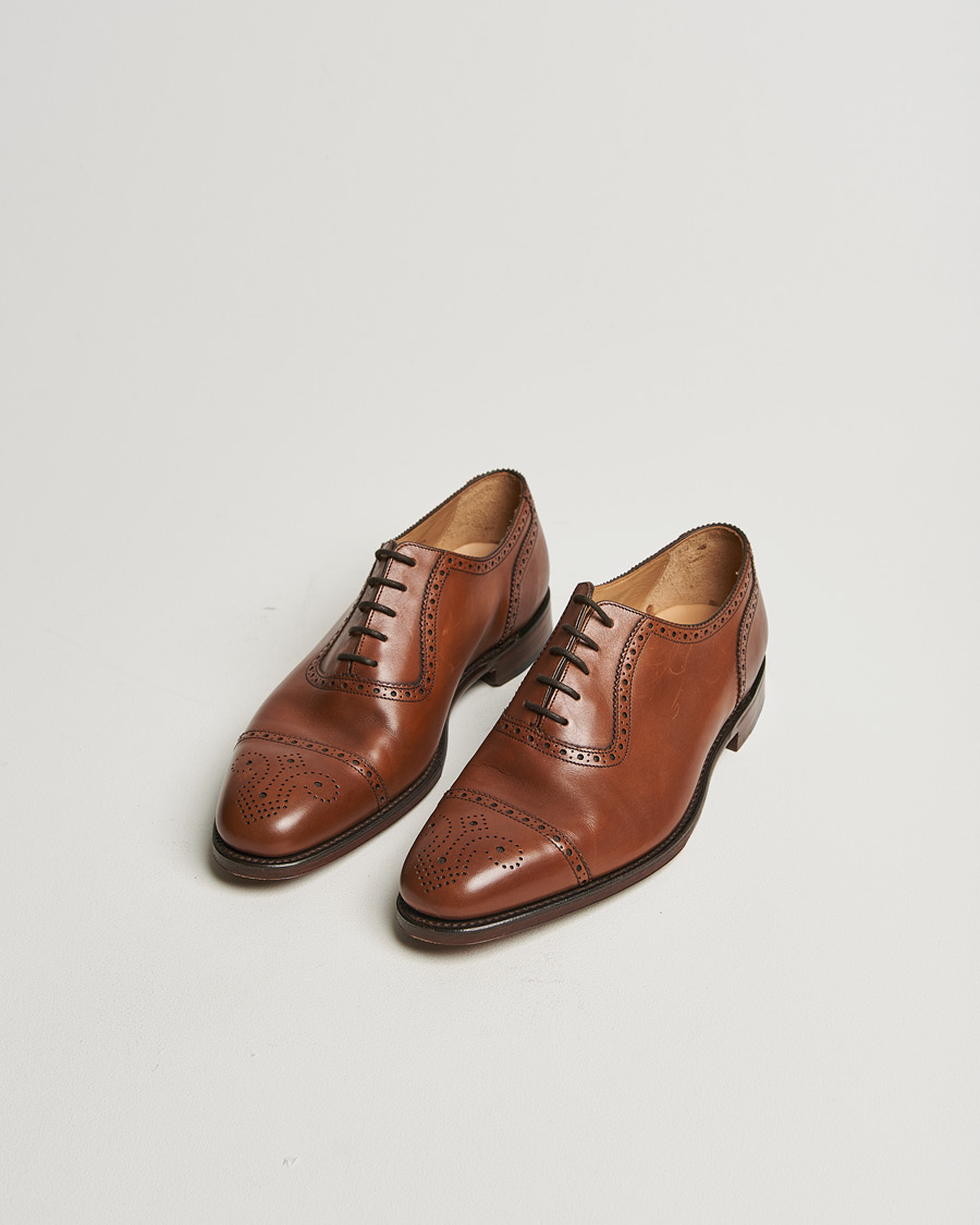 Men | Loake 1880 Strand Brogue Mahogany Burnished Calf | Pre-owned | Loake 1880 Strand Brogue Mahogany Burnished Calf
