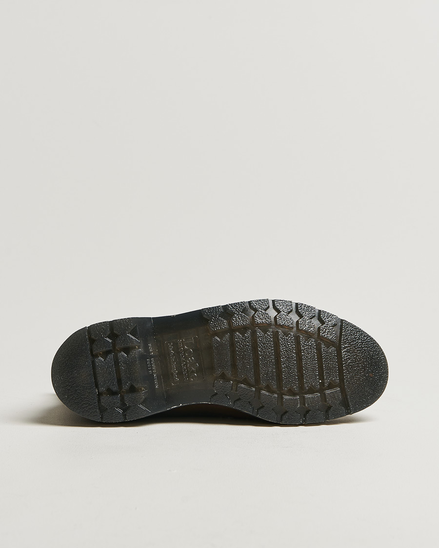 Men | Loake Shoemakers Niro Heat Sealed Laced Boot Brown Nubuck | Pre-owned | Loake Shoemakers Niro Heat Sealed Laced Boot Brown Nubuck