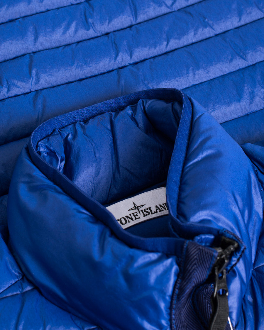 Men | Coats & Jackets | Pre-owned | Stone Island Recycled Nylon Down-TC Vest Bright Blue