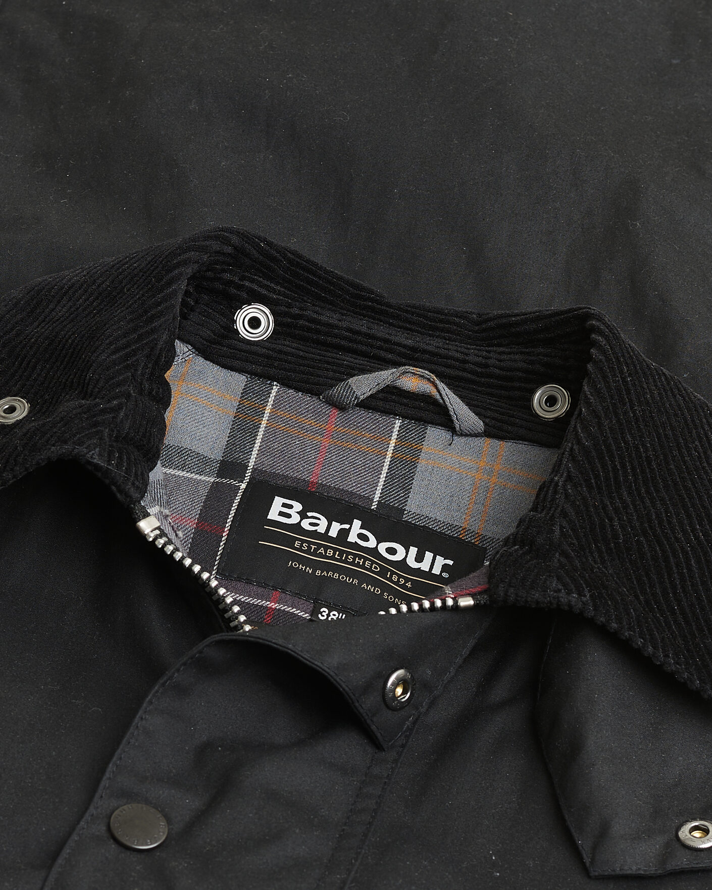Men | Pre-owned Coats & Jackets | Pre-owned | Barbour Heritage Modfied Exmoore Wax Coat Black UK38 - EU48