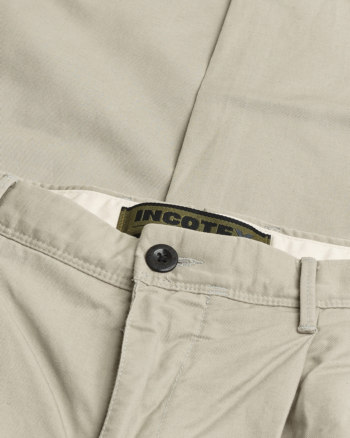 Men | Pre-owned Trousers | Pre-owned | Incotex Tapered Fit Pleated Linen Slacks Light Beige W33