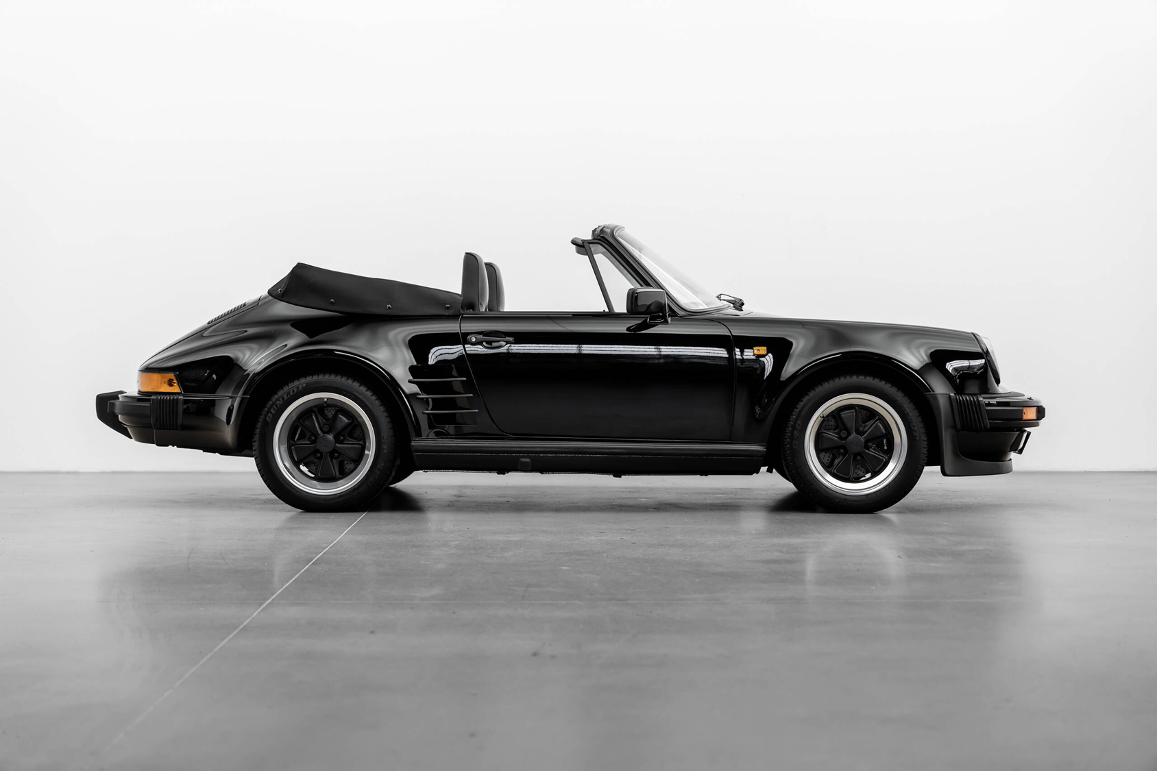 Men | | Pre-Owned & Vintage Cars | Porsche 911 Carrera WTL Cab