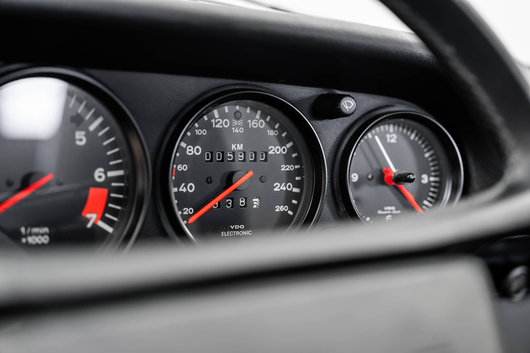 Men | | Pre-Owned & Vintage Cars | Porsche 911 Carrera WTL Cab