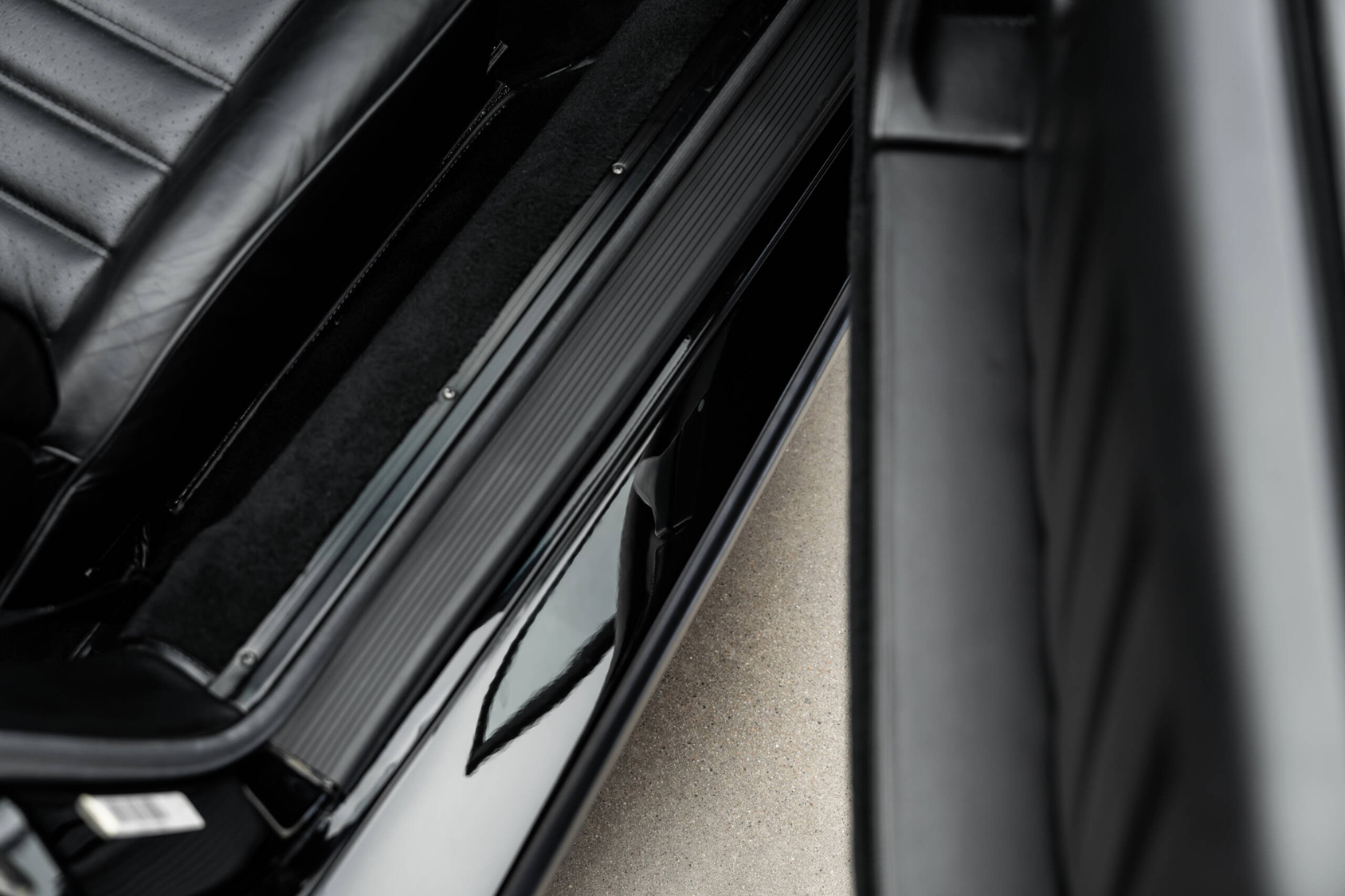 Men | | Pre-Owned & Vintage Cars | Porsche 911 Carrera WTL Cab