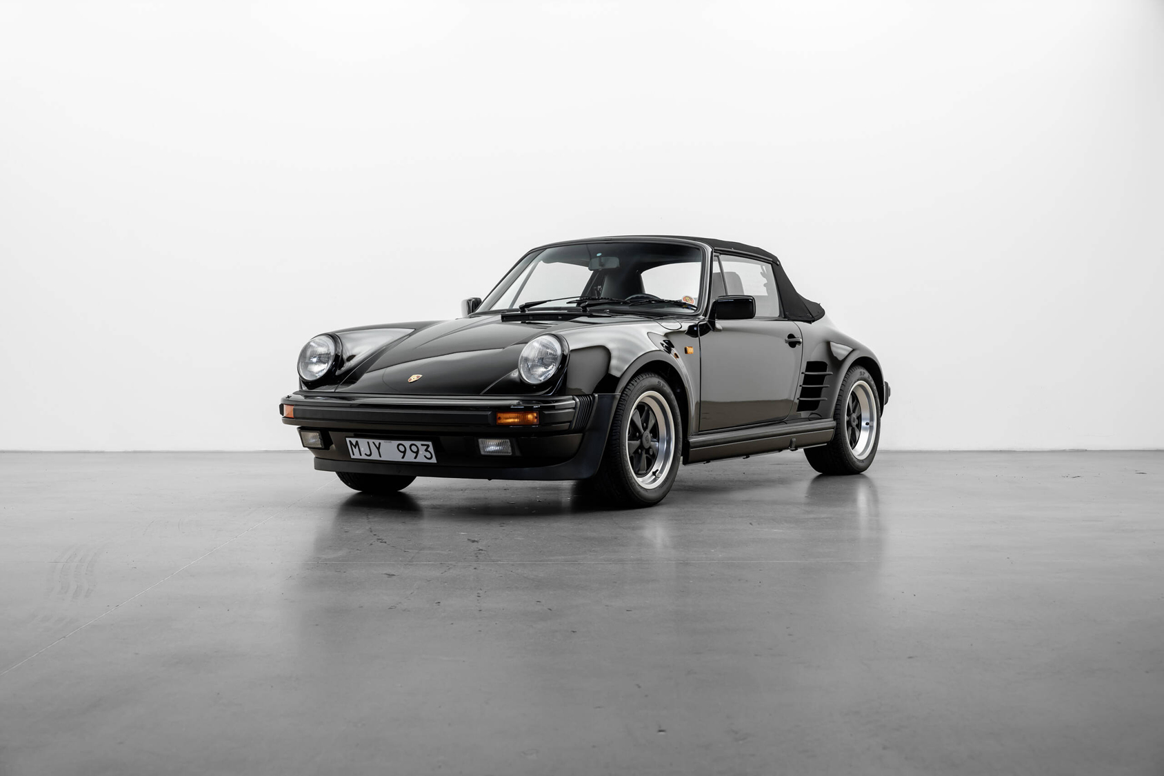 Men | | Pre-Owned & Vintage Cars | Porsche 911 Carrera WTL Cab
