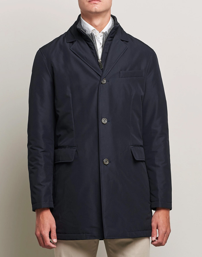 Coats & Jackets